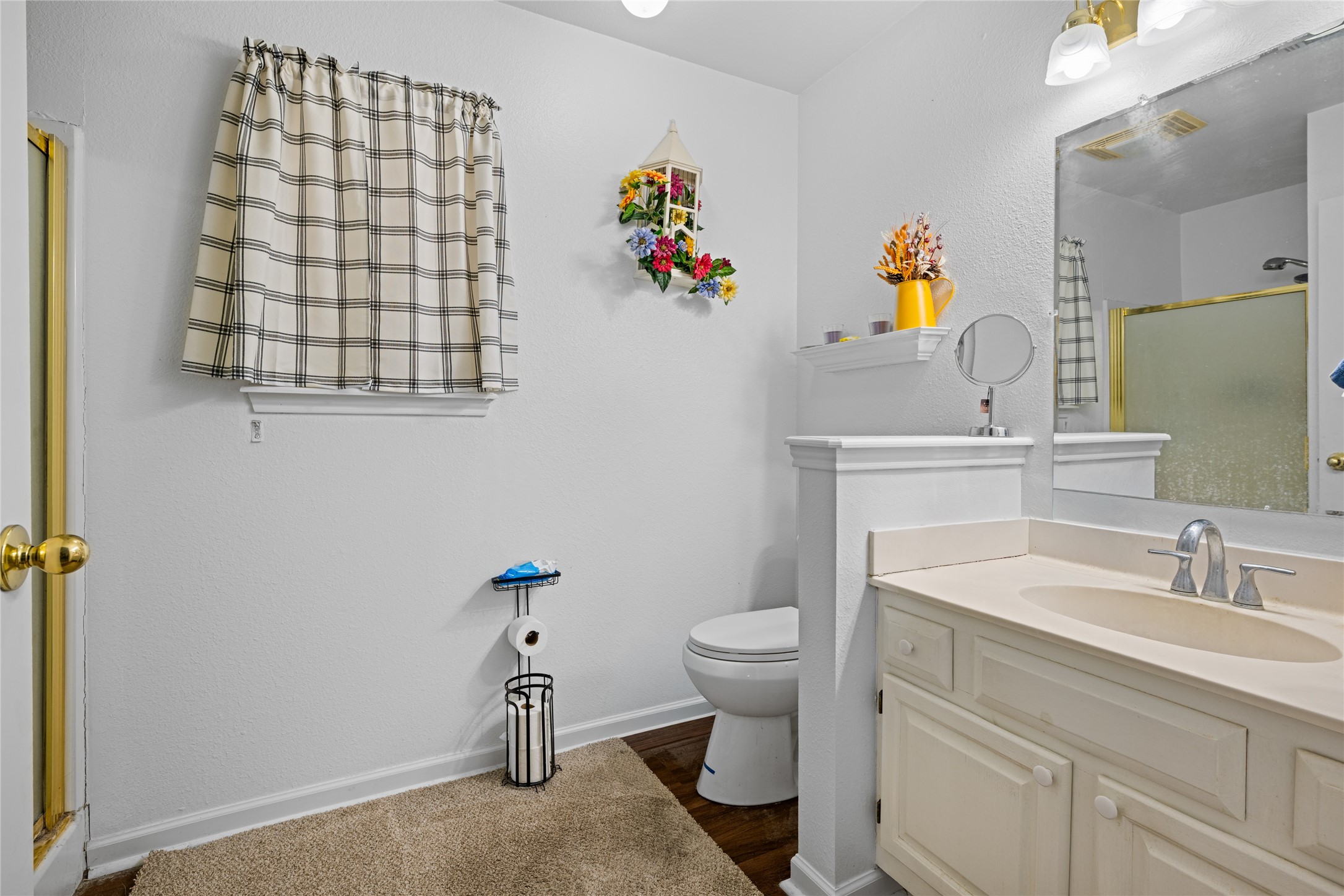 417 S Faires Property Photo 15