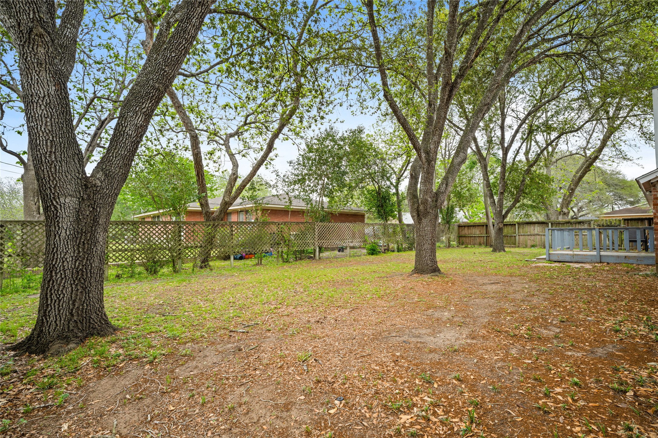 417 S Faires Property Photo 21