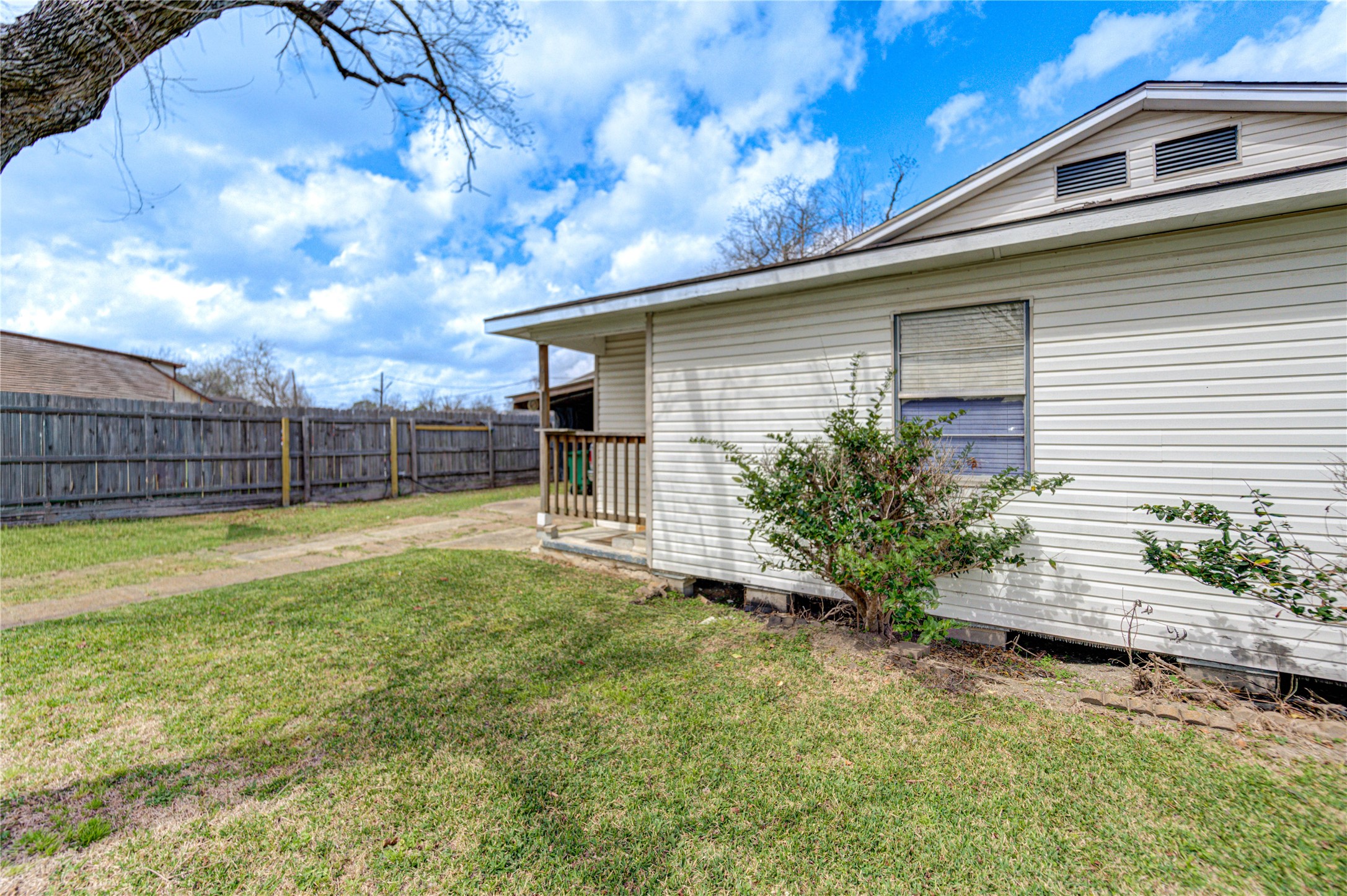 6109 Hertford Street Property Photo 21