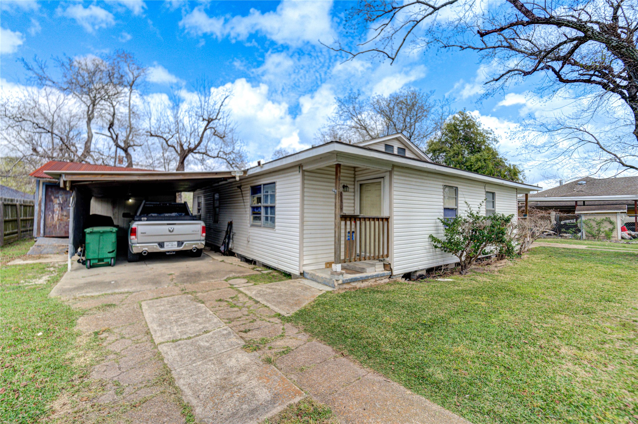 6109 Hertford Street Property Photo 23