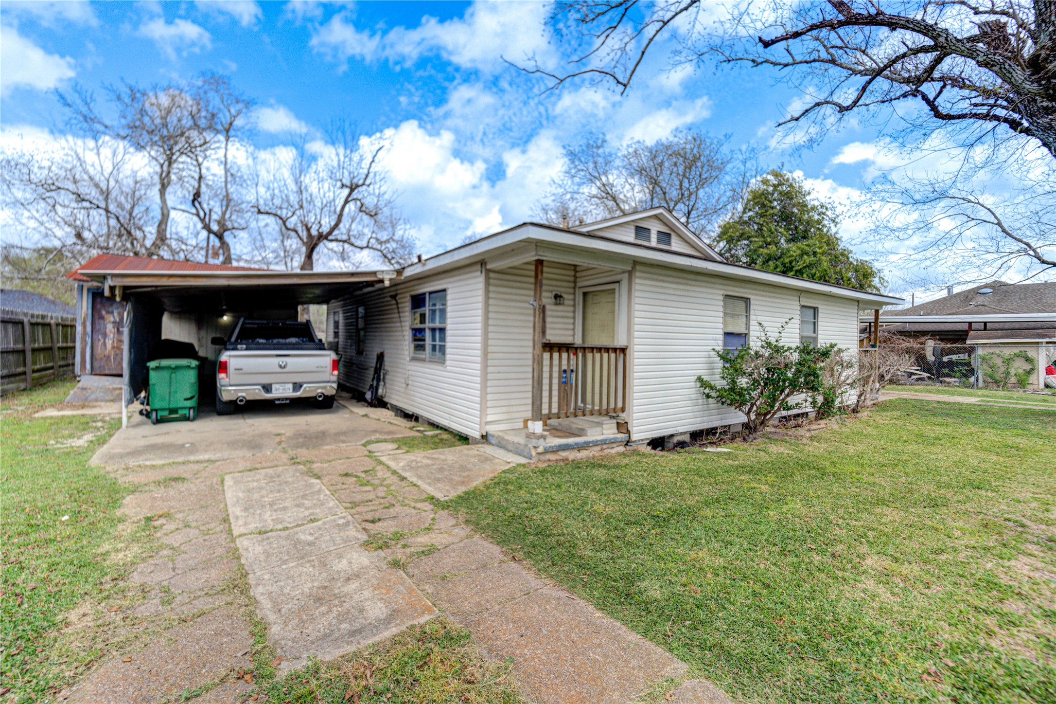 6109 Hertford Street Property Photo 24