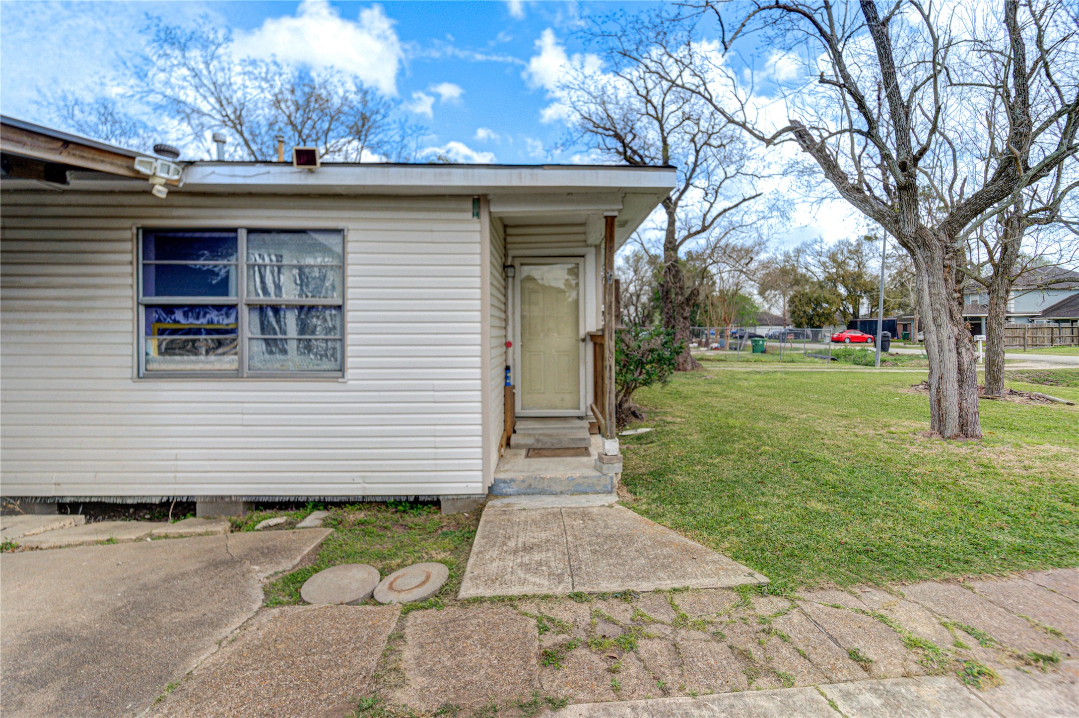 6109 Hertford Street Property Photo 28