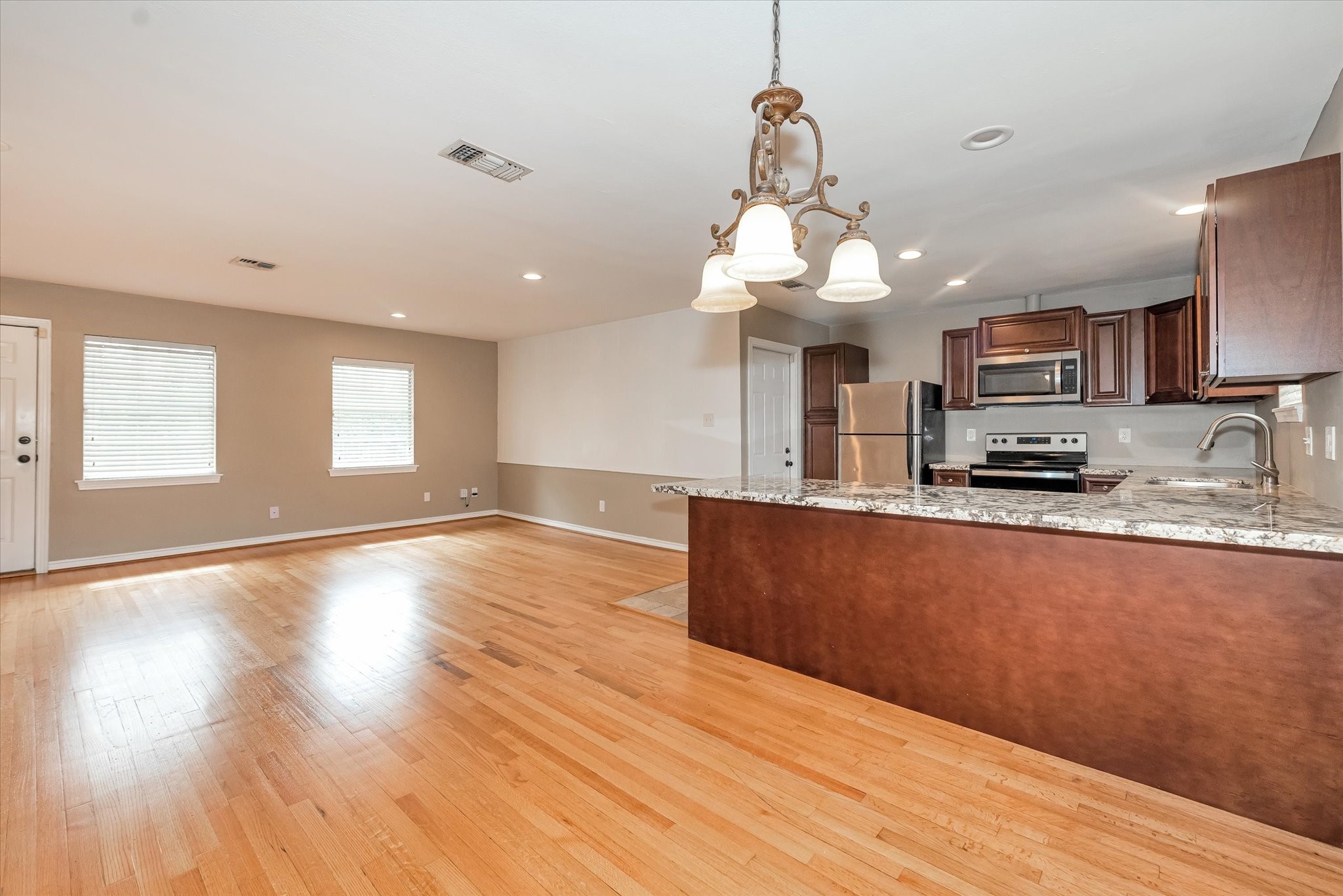 5321 Pagewood Lane Property Photo 7