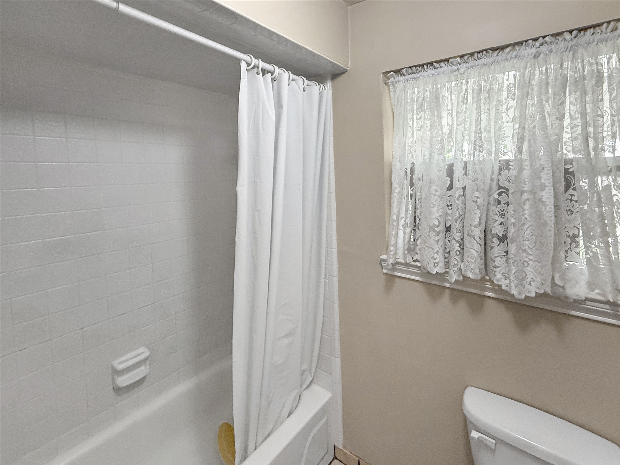 11639 Chuckson Drive Property Photo 21