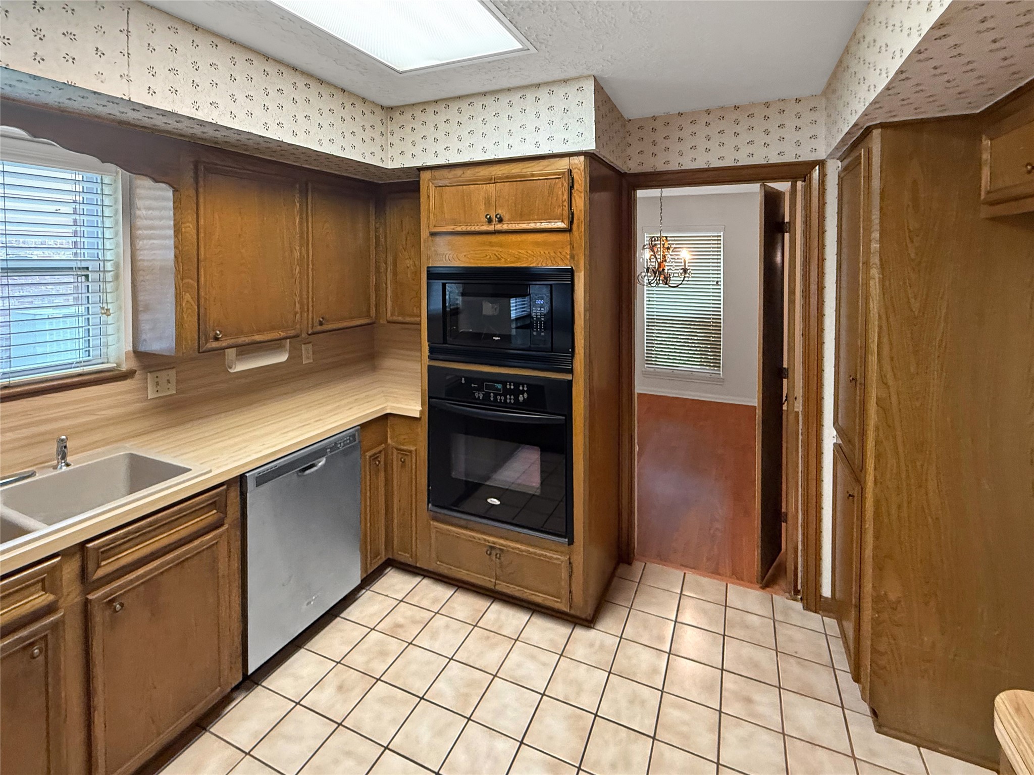 11639 Chuckson Drive Property Photo 32