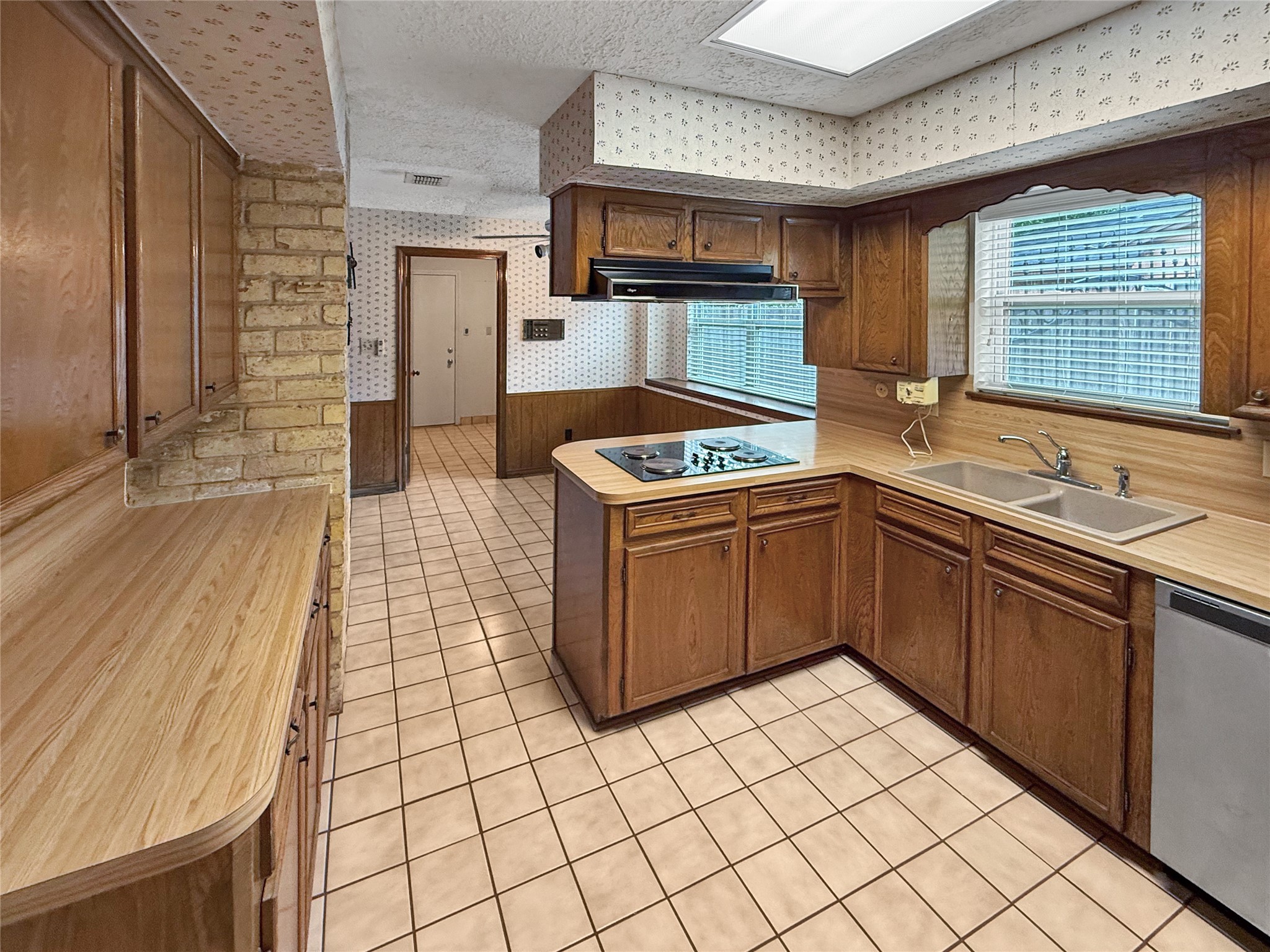 11639 Chuckson Drive Property Photo 33
