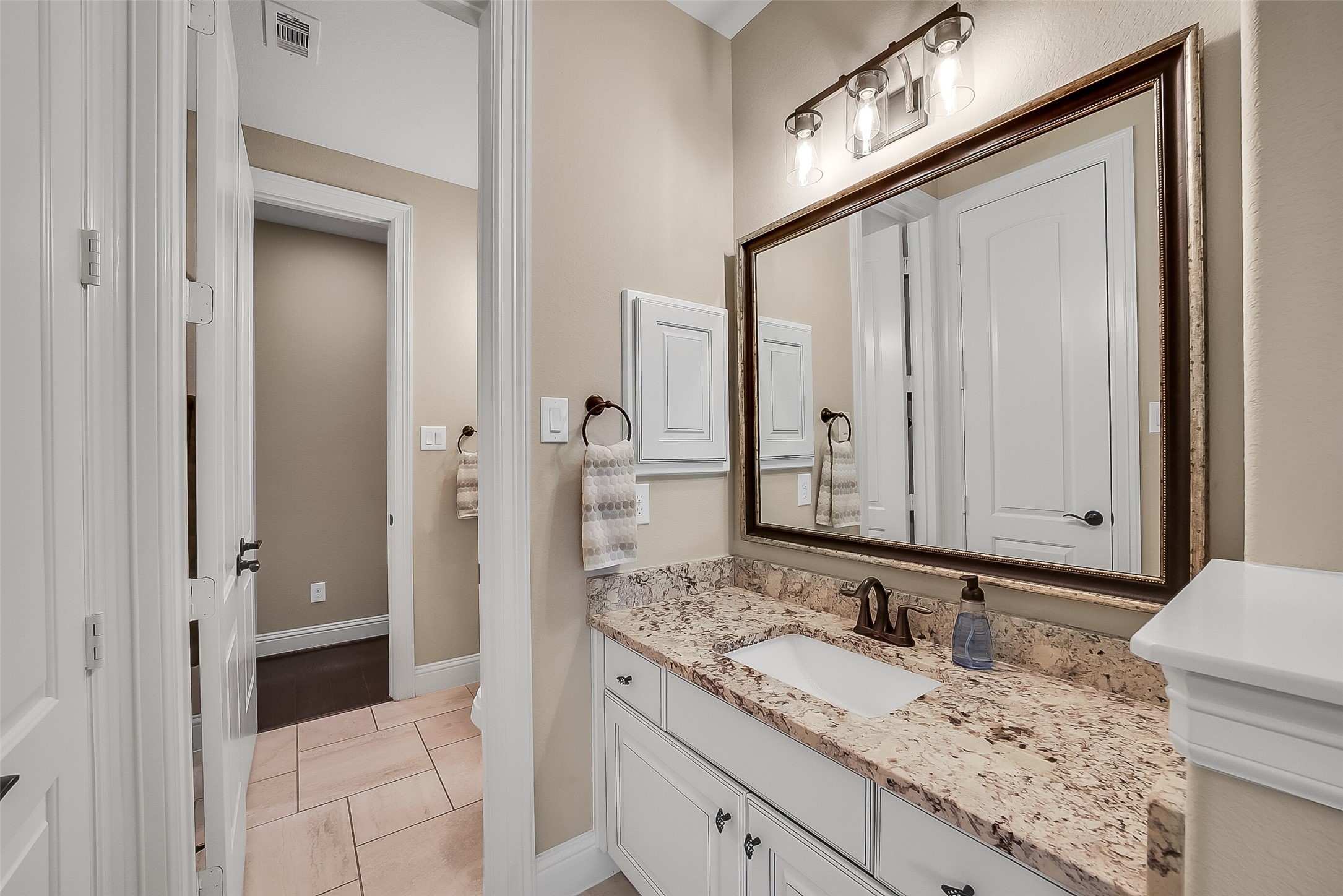 28303 Island Manor Lane Property Photo 27