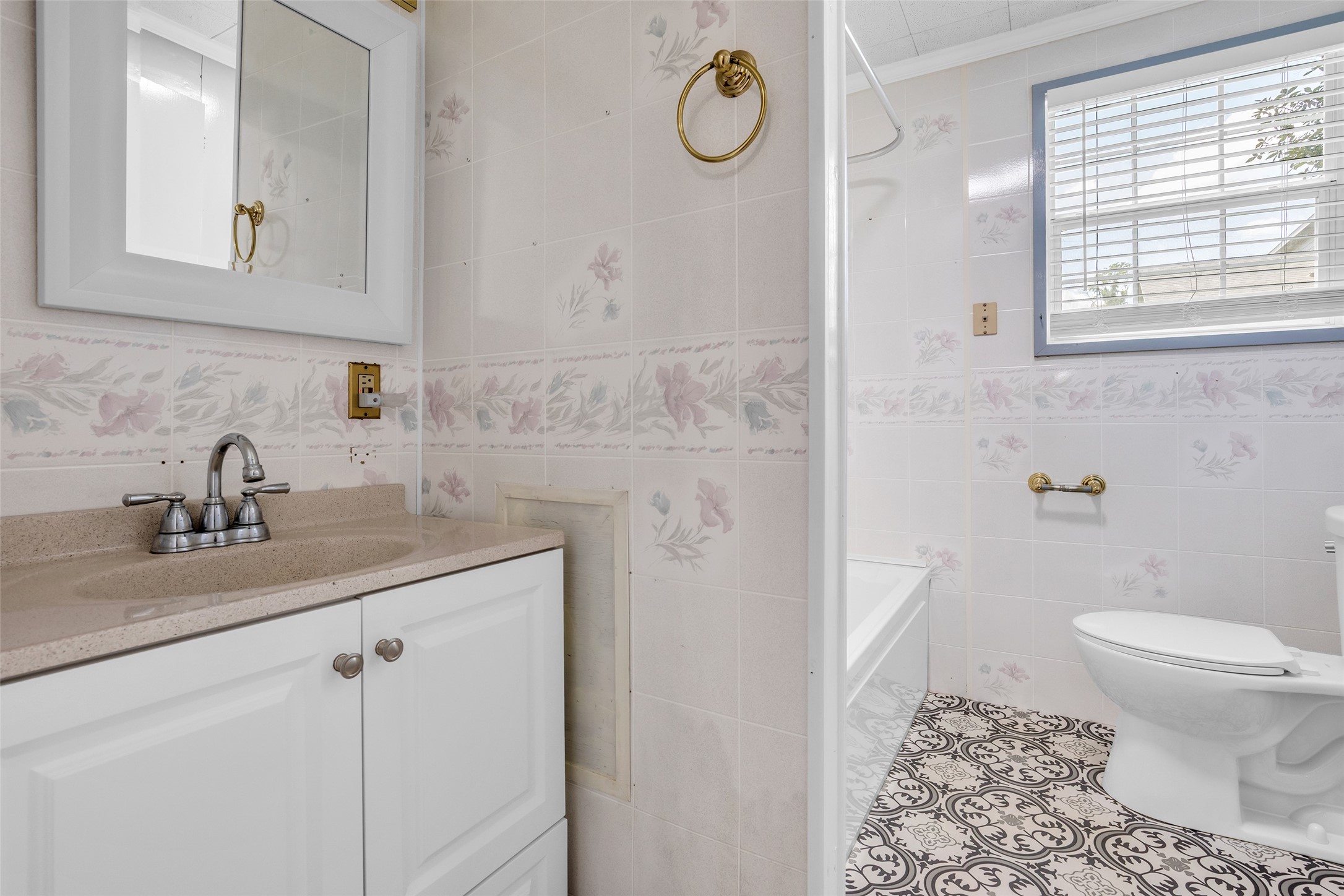 15301 Arrowhead Loop W Property Photo 11