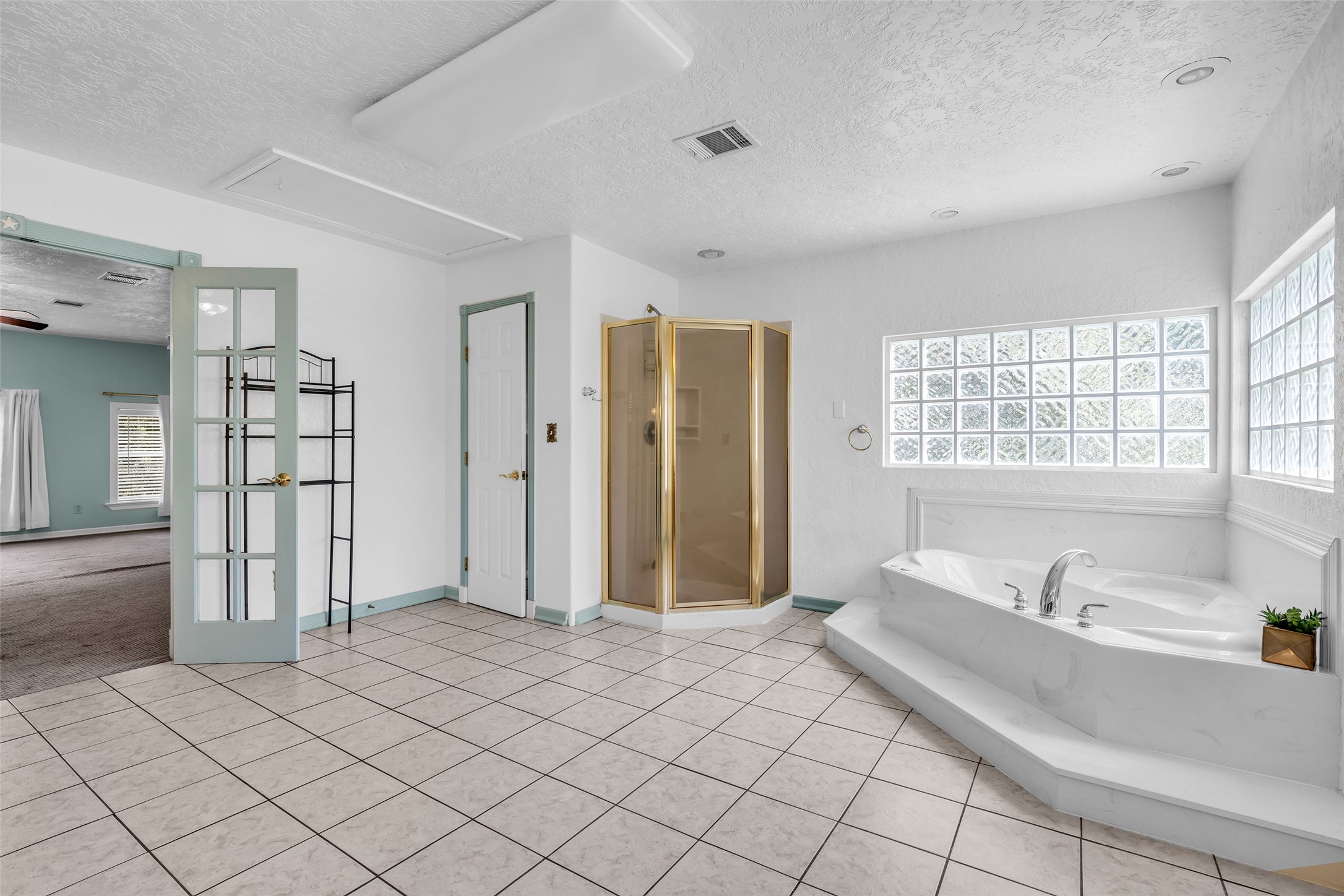 15301 Arrowhead Loop W Property Photo 17