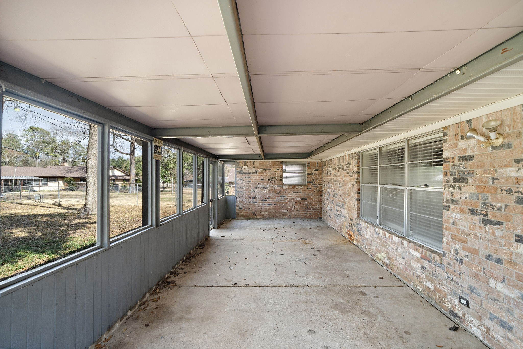 1104 Hillcrest Drive Property Photo 17