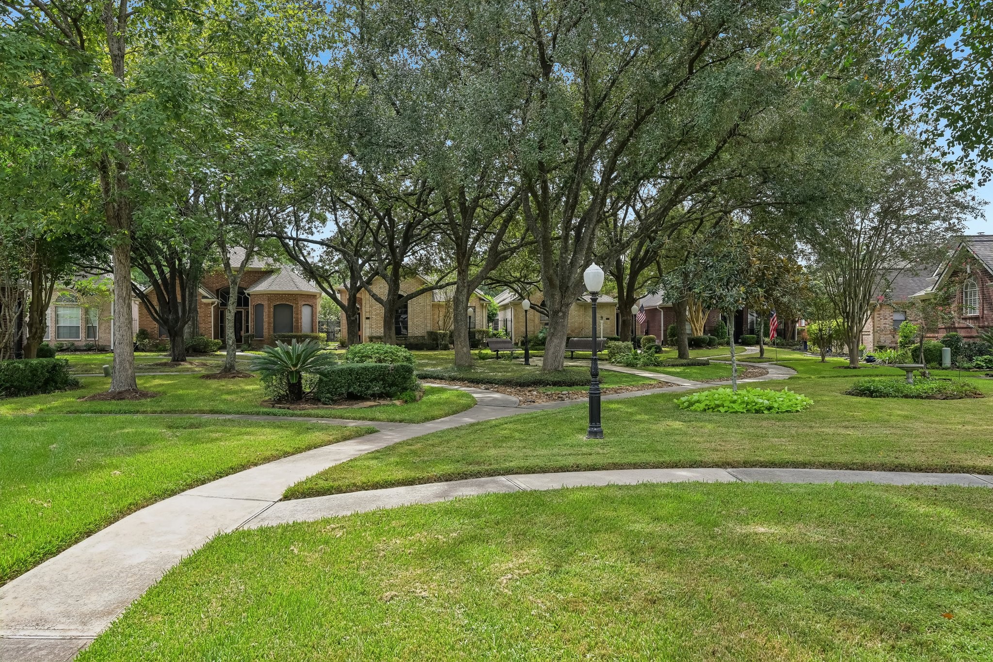 6807 Tournament Drive Property Photo 10