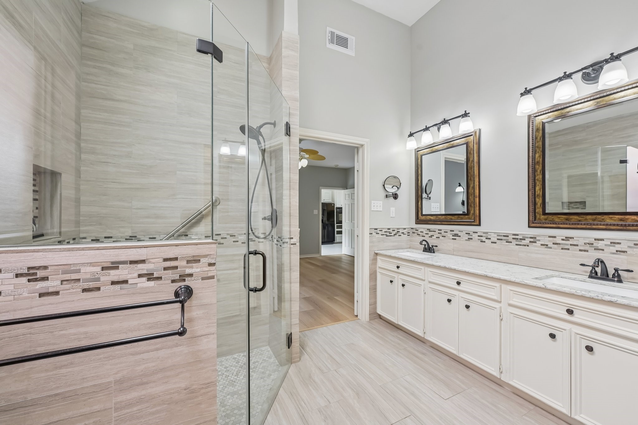 6807 Tournament Drive Property Photo 26