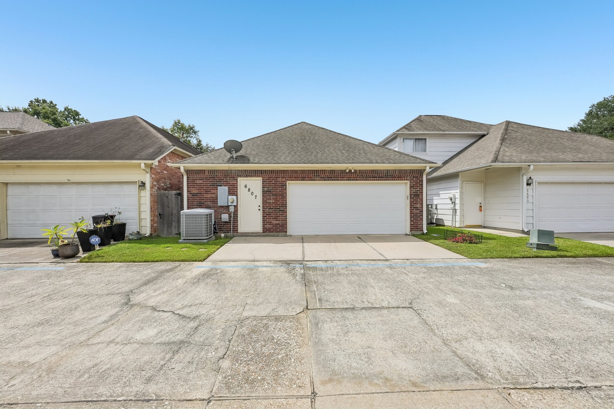 6807 Tournament Drive Property Photo 33