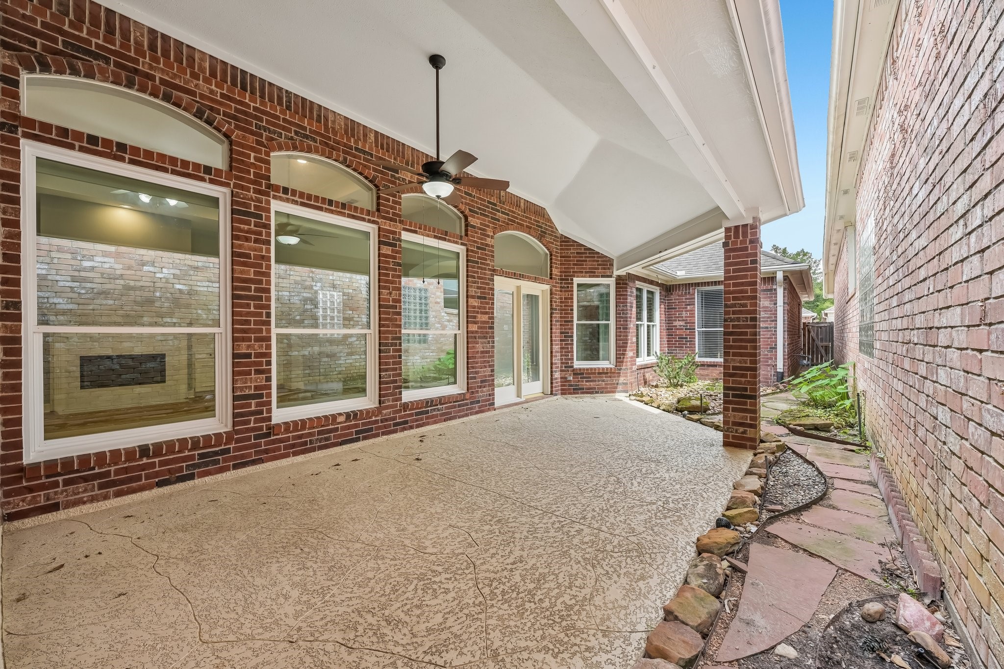 6807 Tournament Drive Property Photo 36