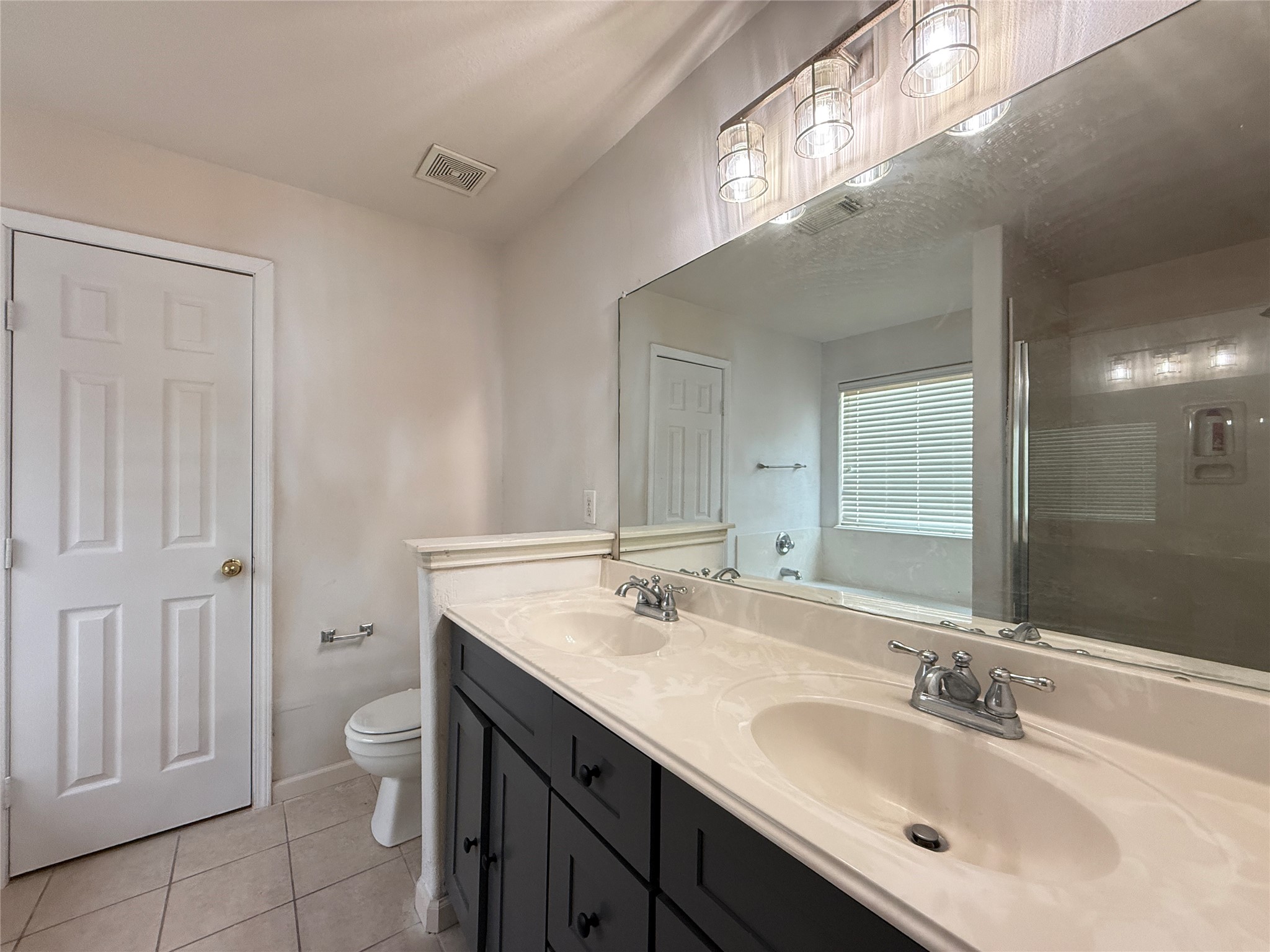 17927 Branch Creek Drive Property Photo 9