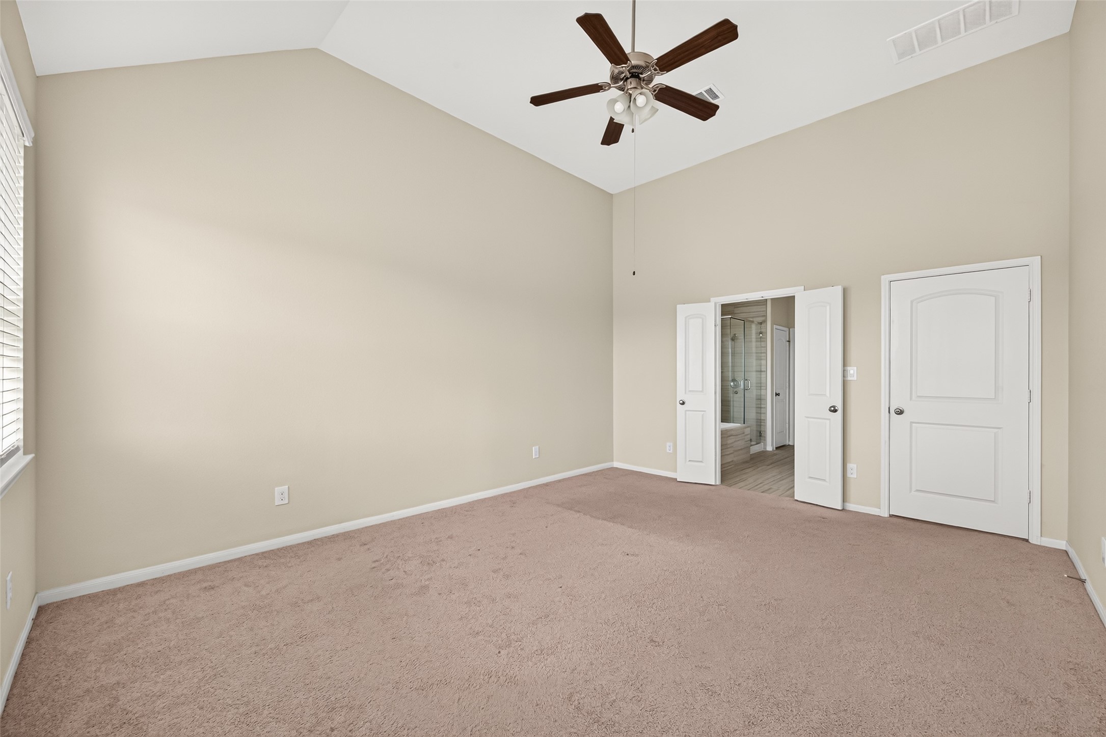 4403 Silvergrass Lane Property Photo 25