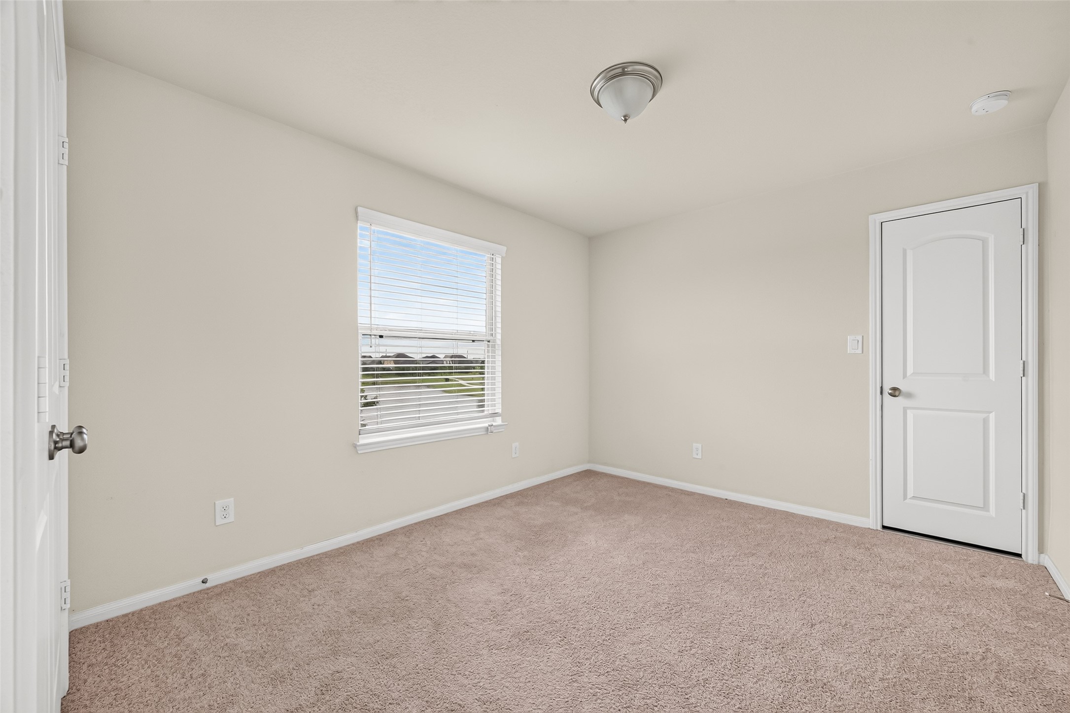 4403 Silvergrass Lane Property Photo 36