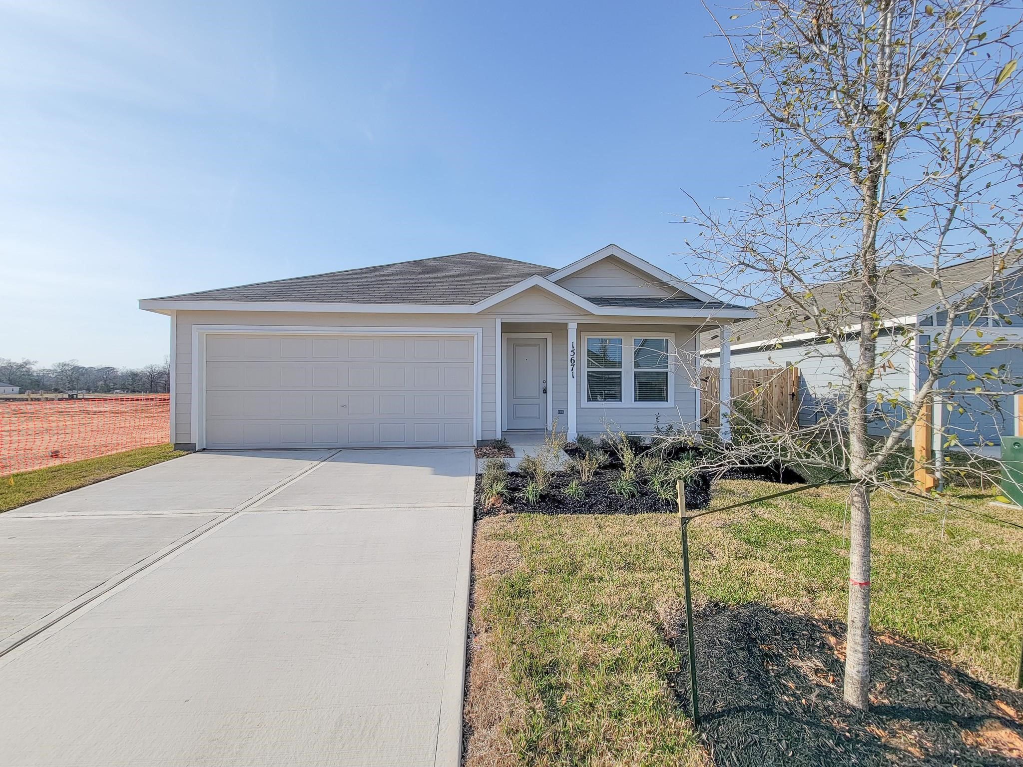 15671 Plum Brook Drive Property Photo 1