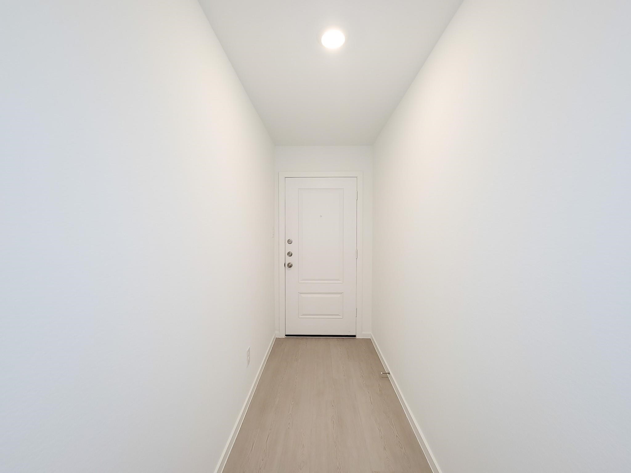 15671 Plum Brook Drive Property Photo 3