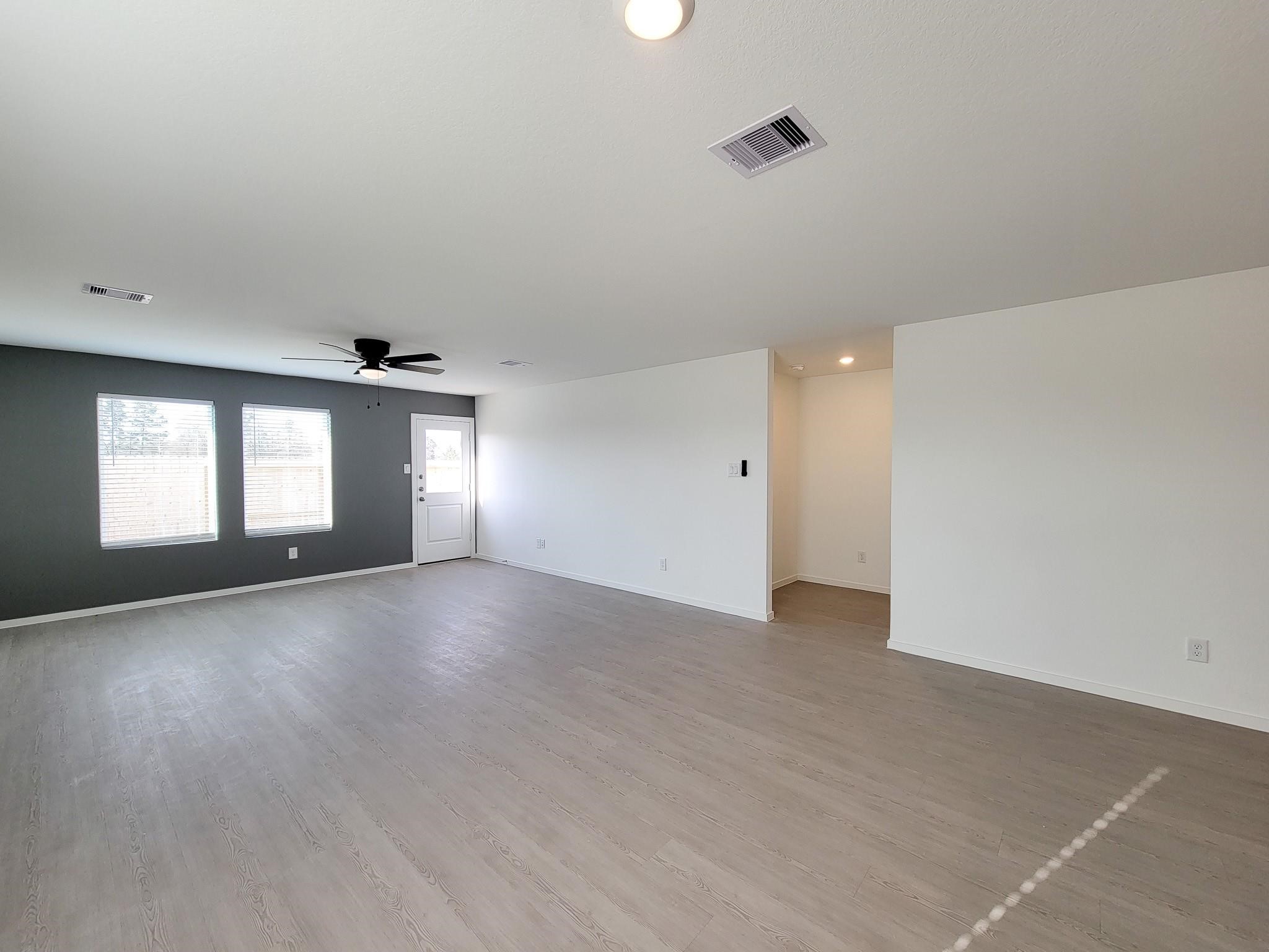 15671 Plum Brook Drive Property Photo 18