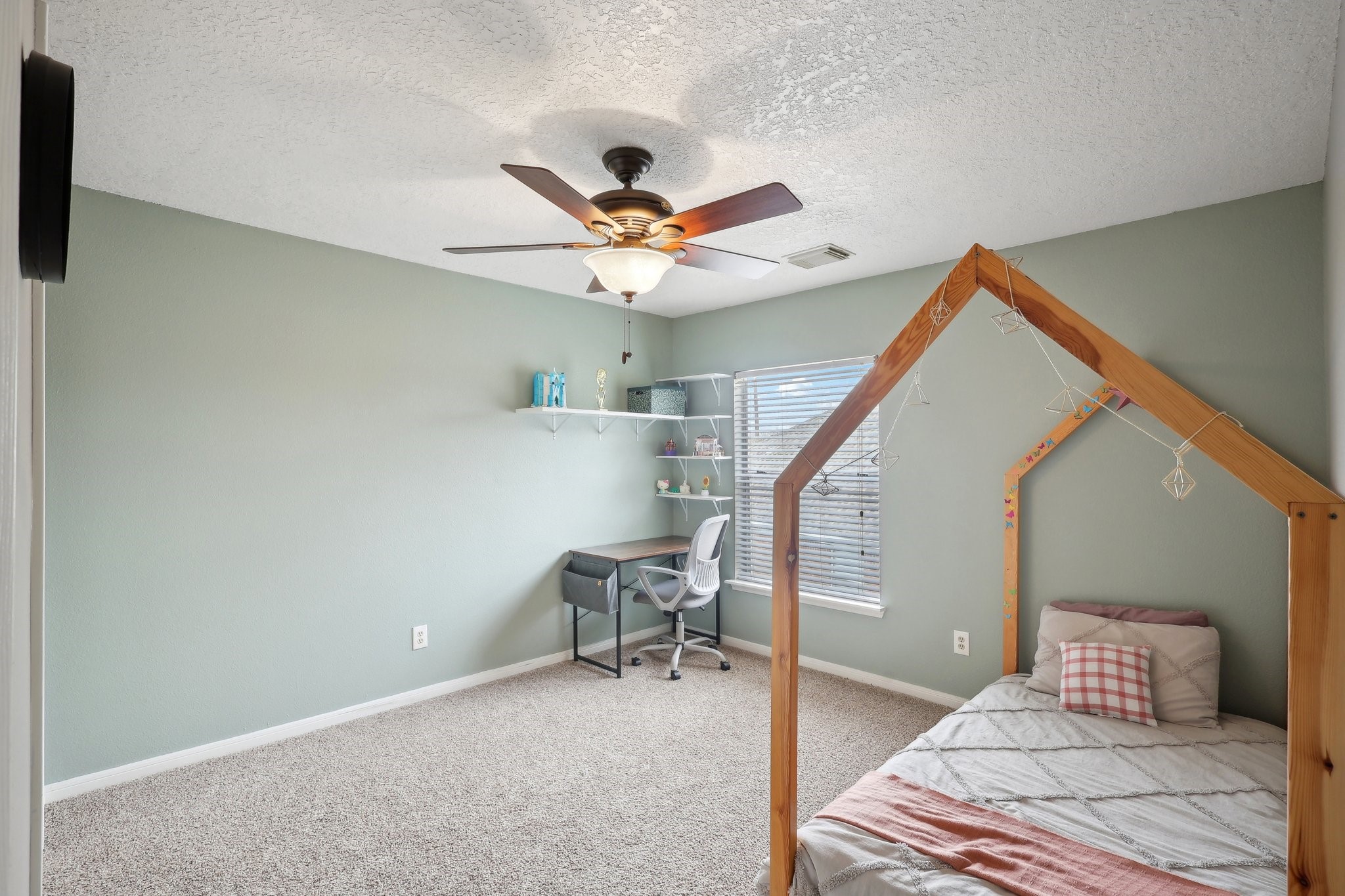 6206 Townsgate Circle Property Photo 21