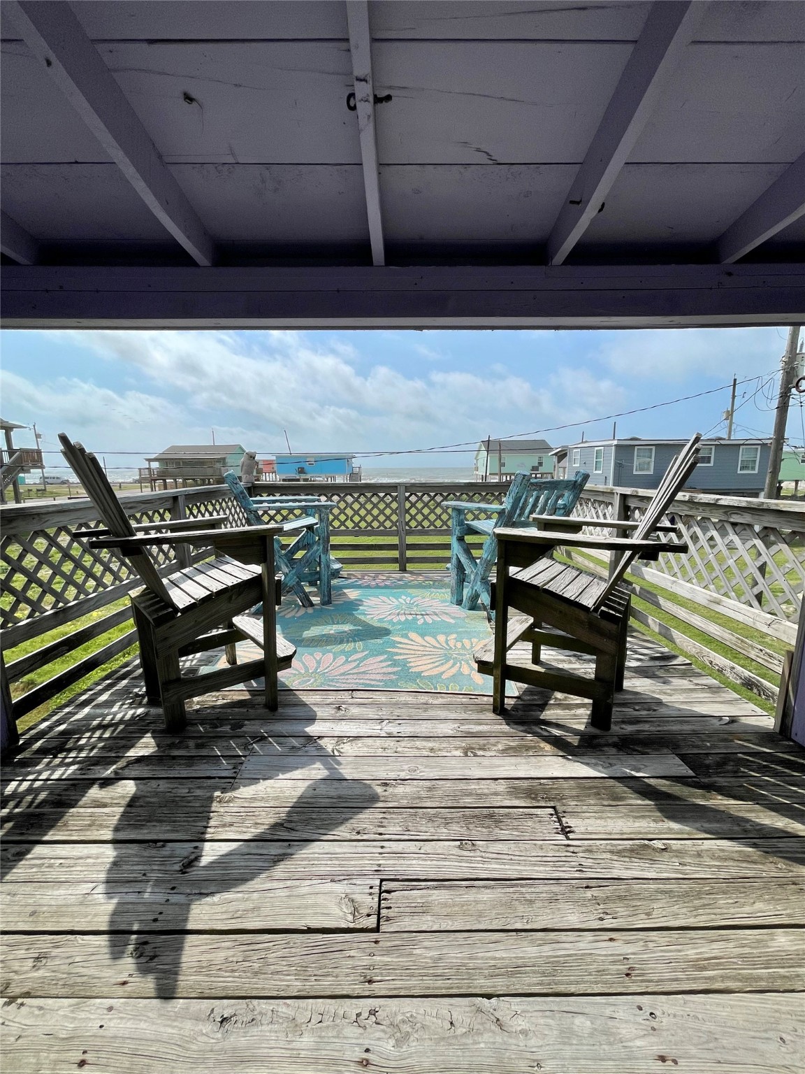 1111 Surf Drive Property Photo 7
