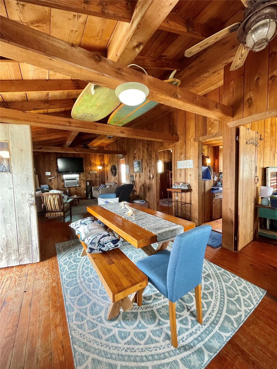 1111 Surf Drive Property Photo 8