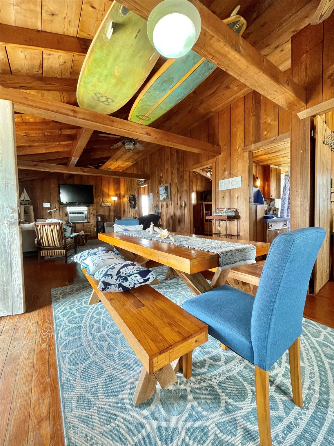 1111 Surf Drive Property Photo 9