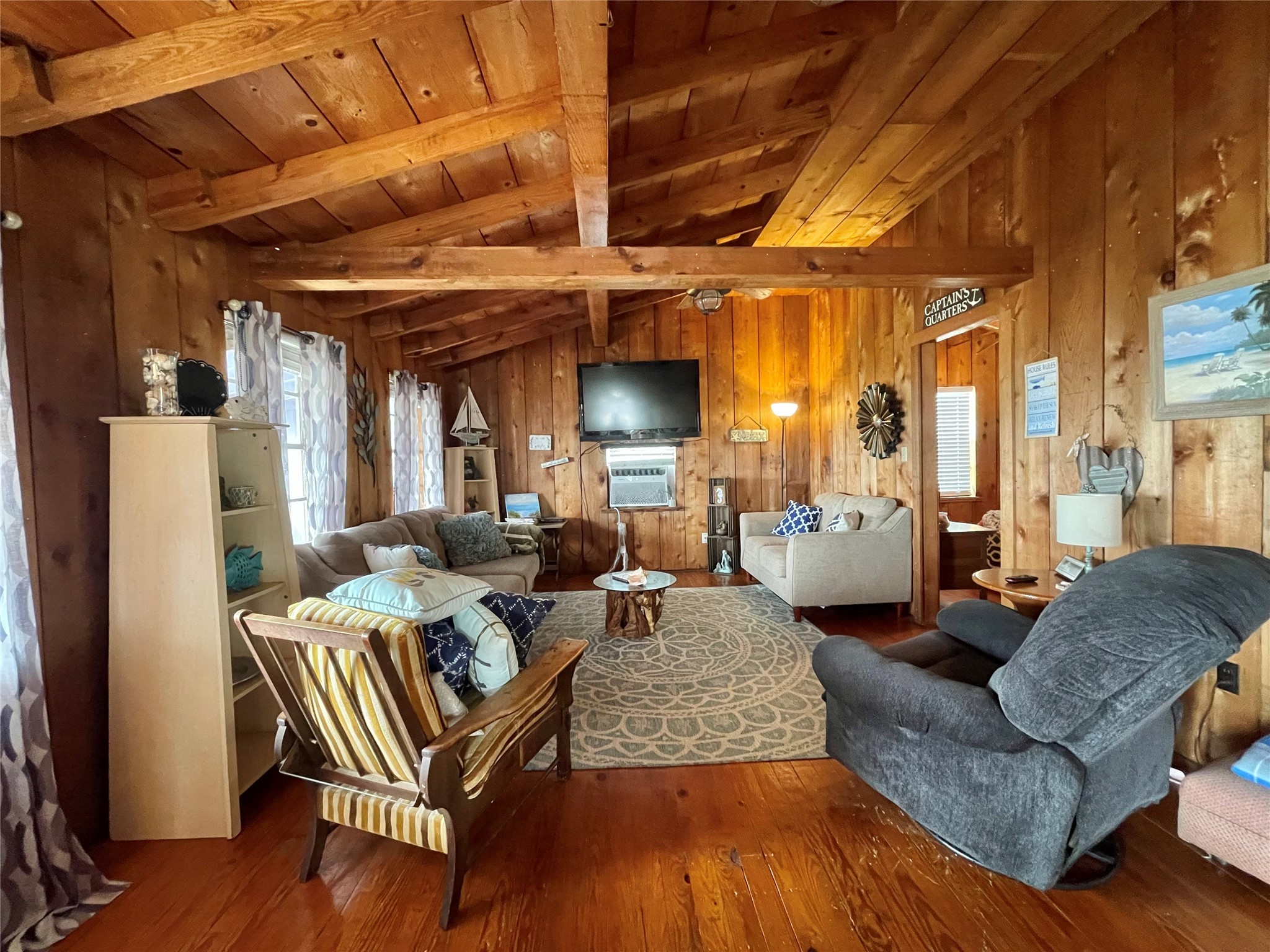 1111 Surf Drive Property Photo 20
