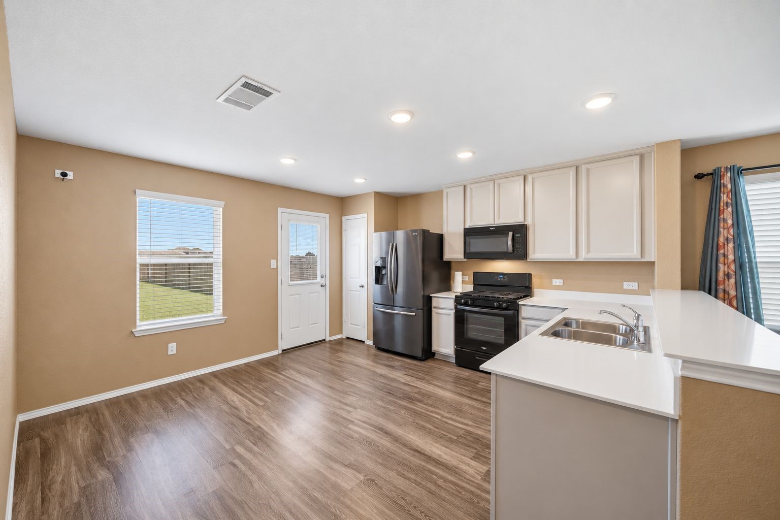 17838 Planted Orchard Drive Property Photo 6