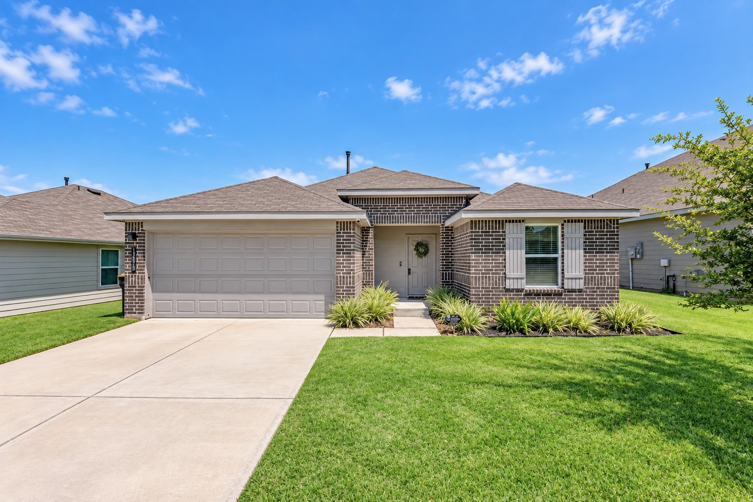 12828 Water Dive Court Property Photo 3