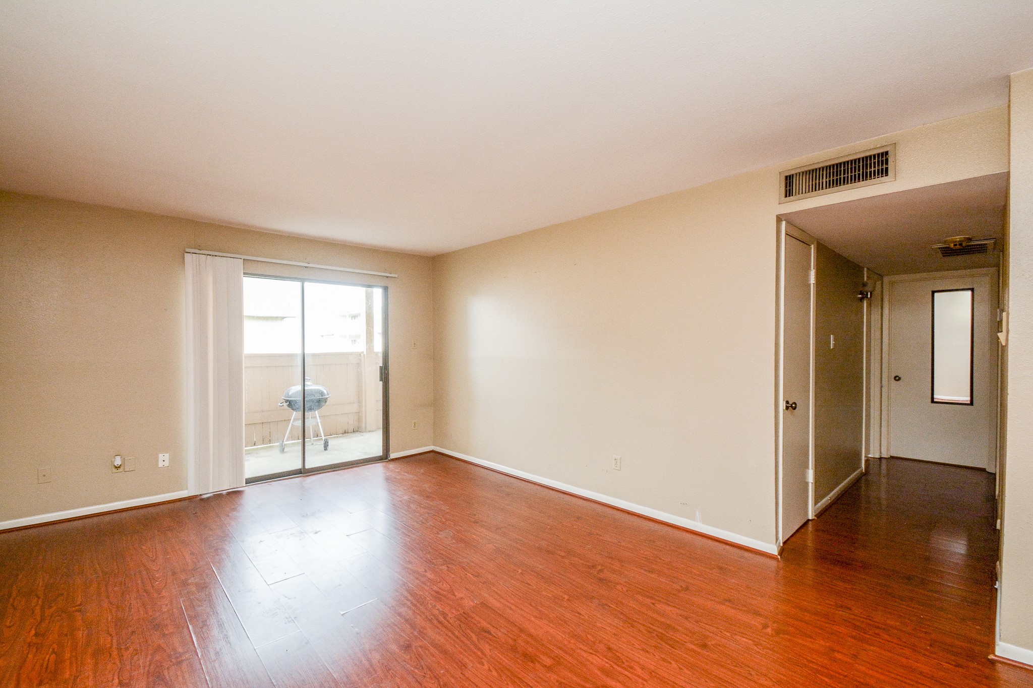 8519 Hearth Boulevard 26 Property Photo 13