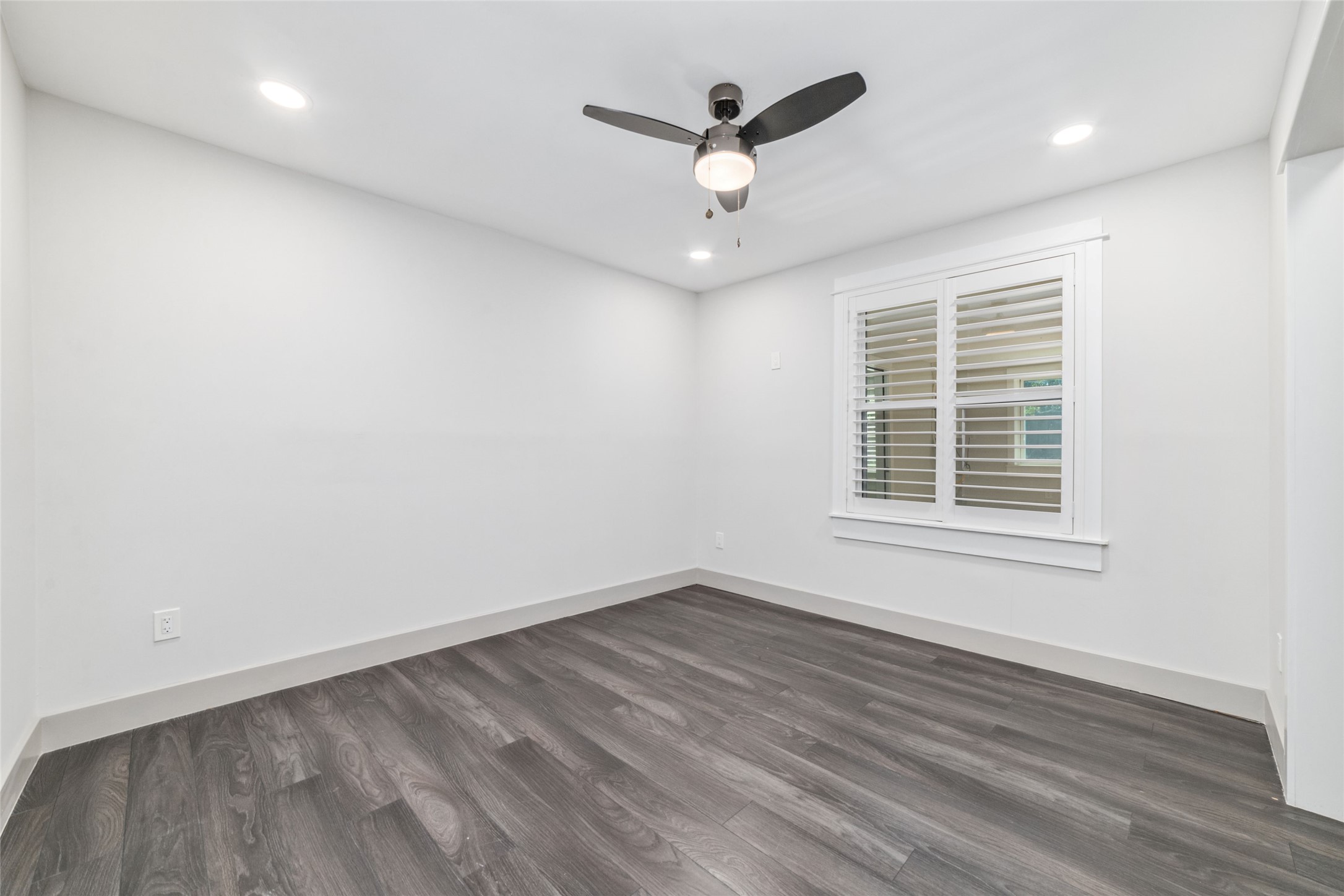 9400 Spring Branch Drive Property Photo 25
