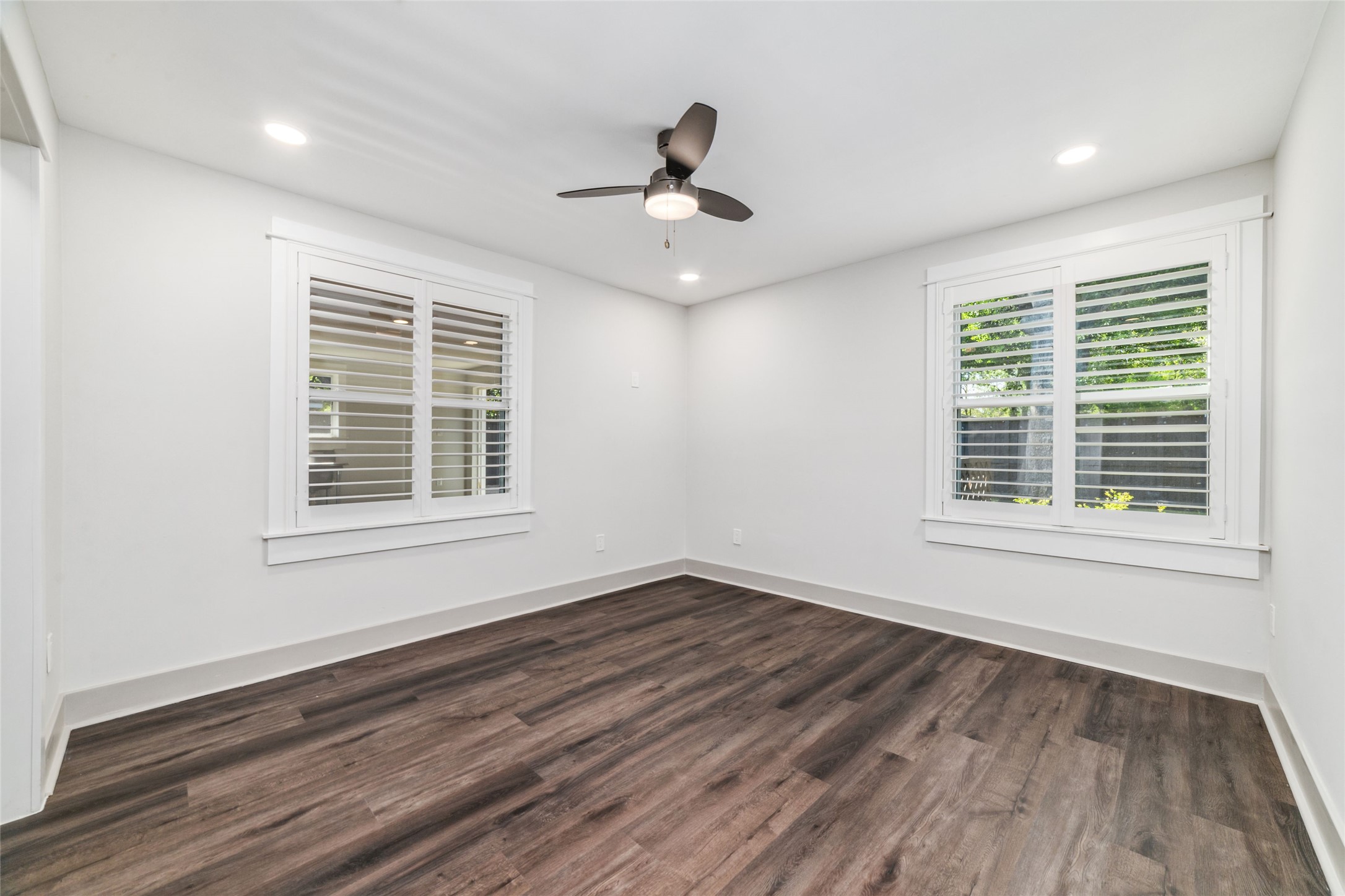 9400 Spring Branch Drive Property Photo 27