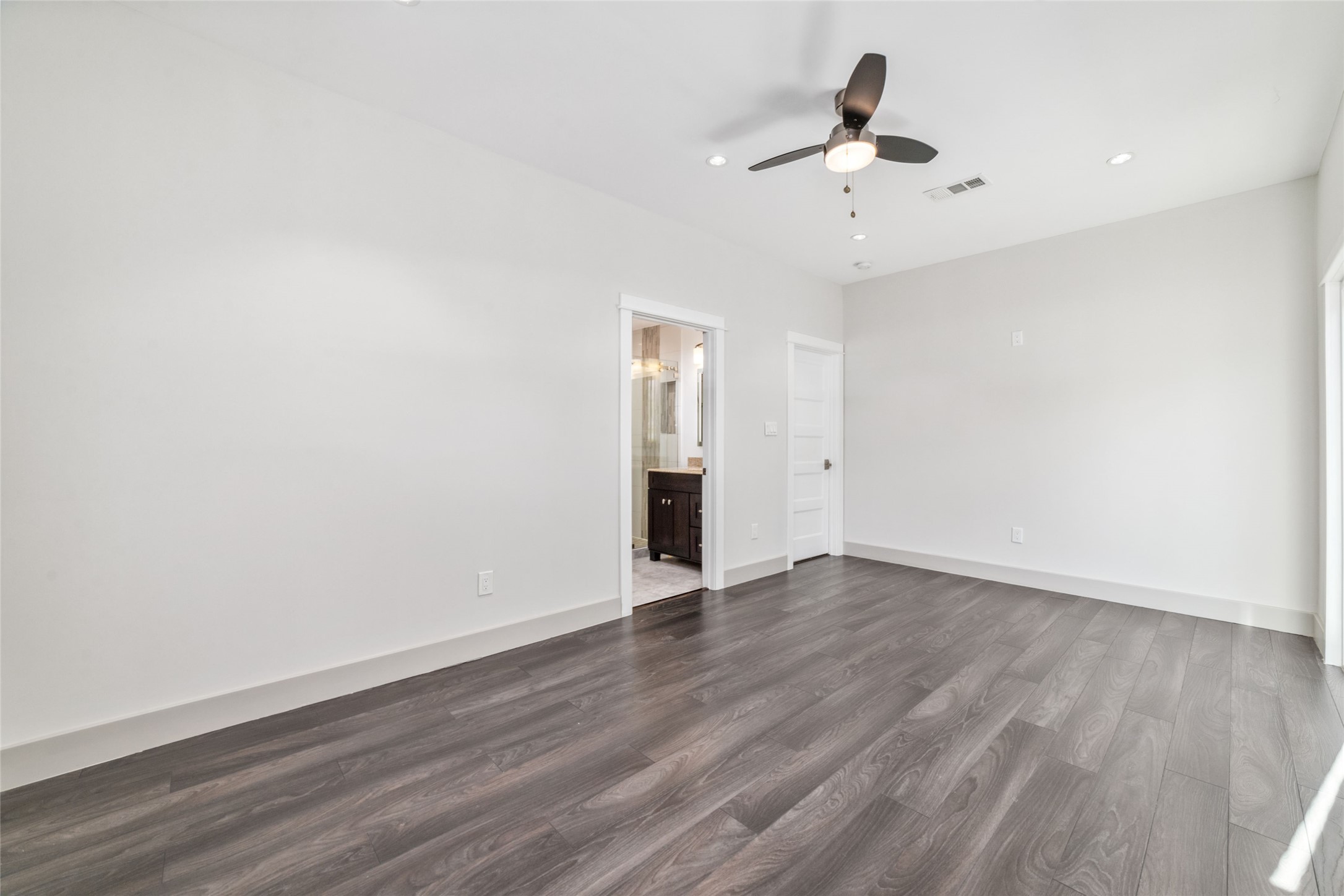 9400 Spring Branch Drive Property Photo 30