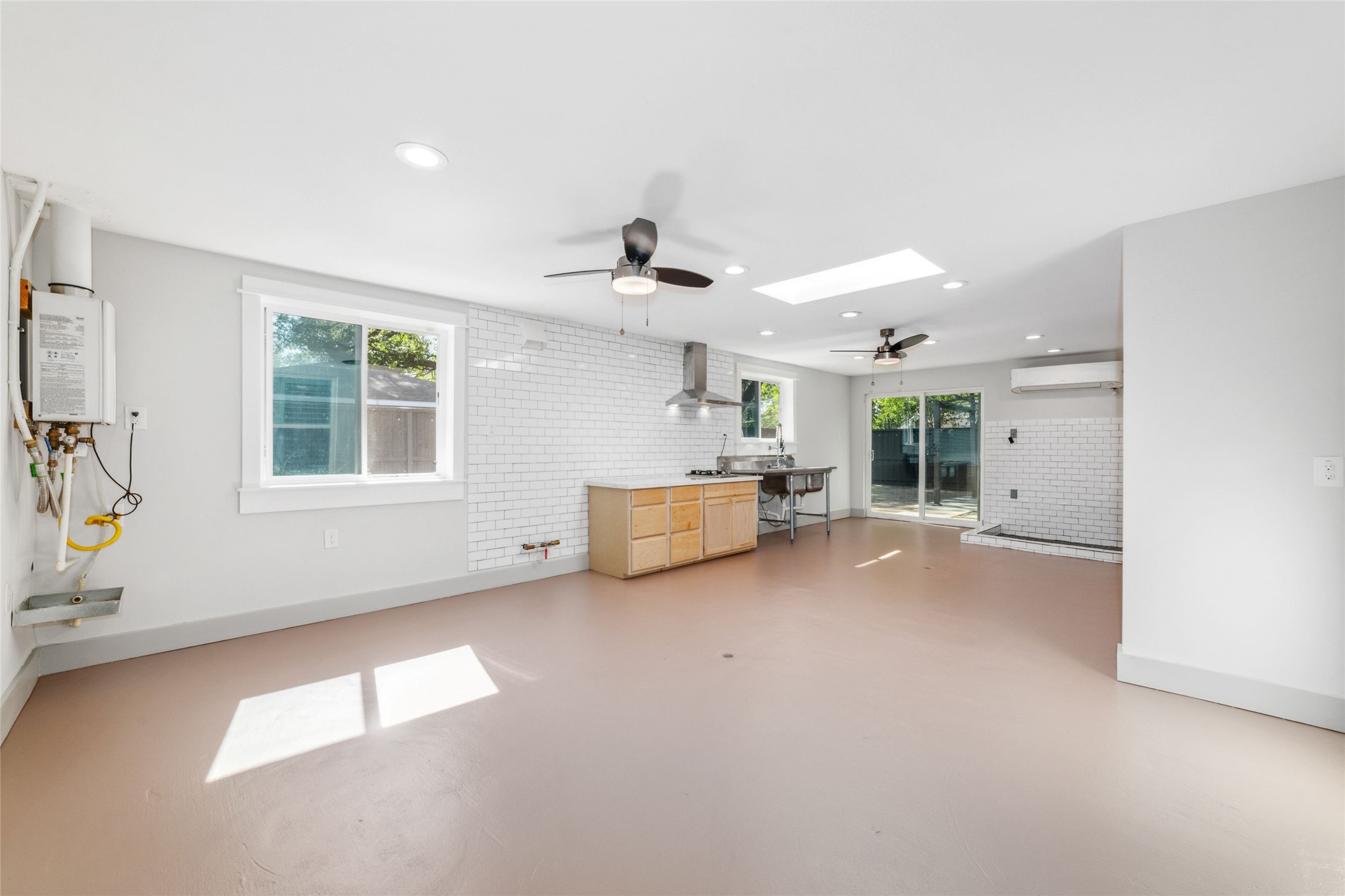 9400 Spring Branch Drive Property Photo 33