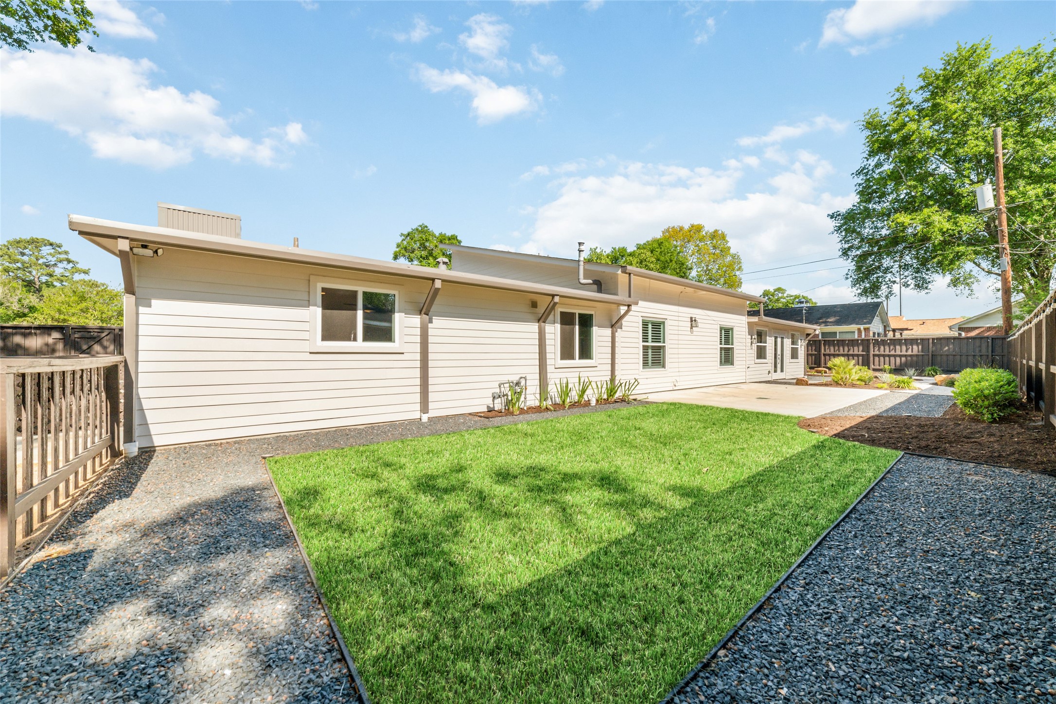 9400 Spring Branch Drive Property Photo 38