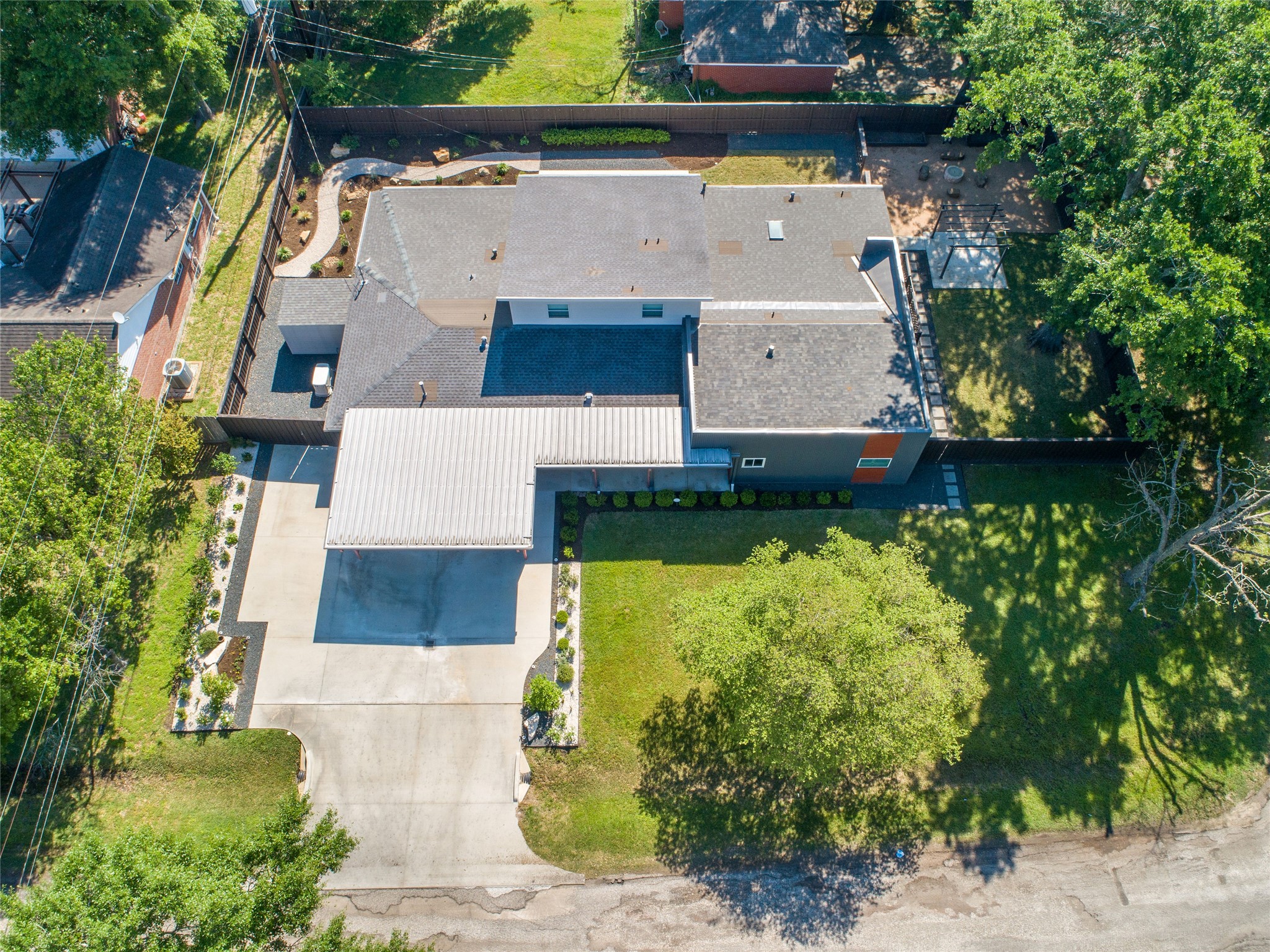 9400 Spring Branch Drive Property Photo 45