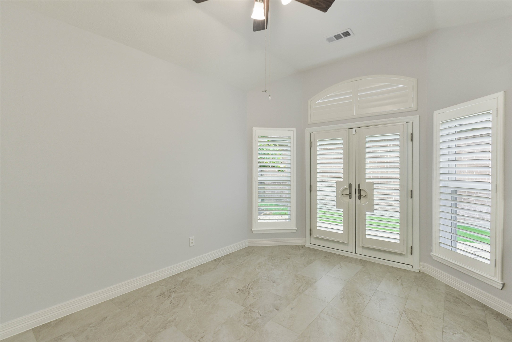4403 Walham Court Property Photo 16