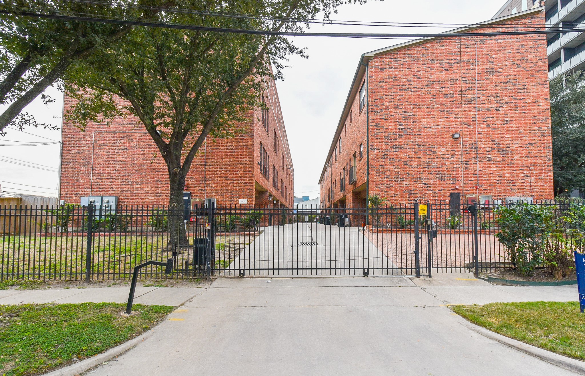 2422 Navigation Boulevard A Property Photo 1