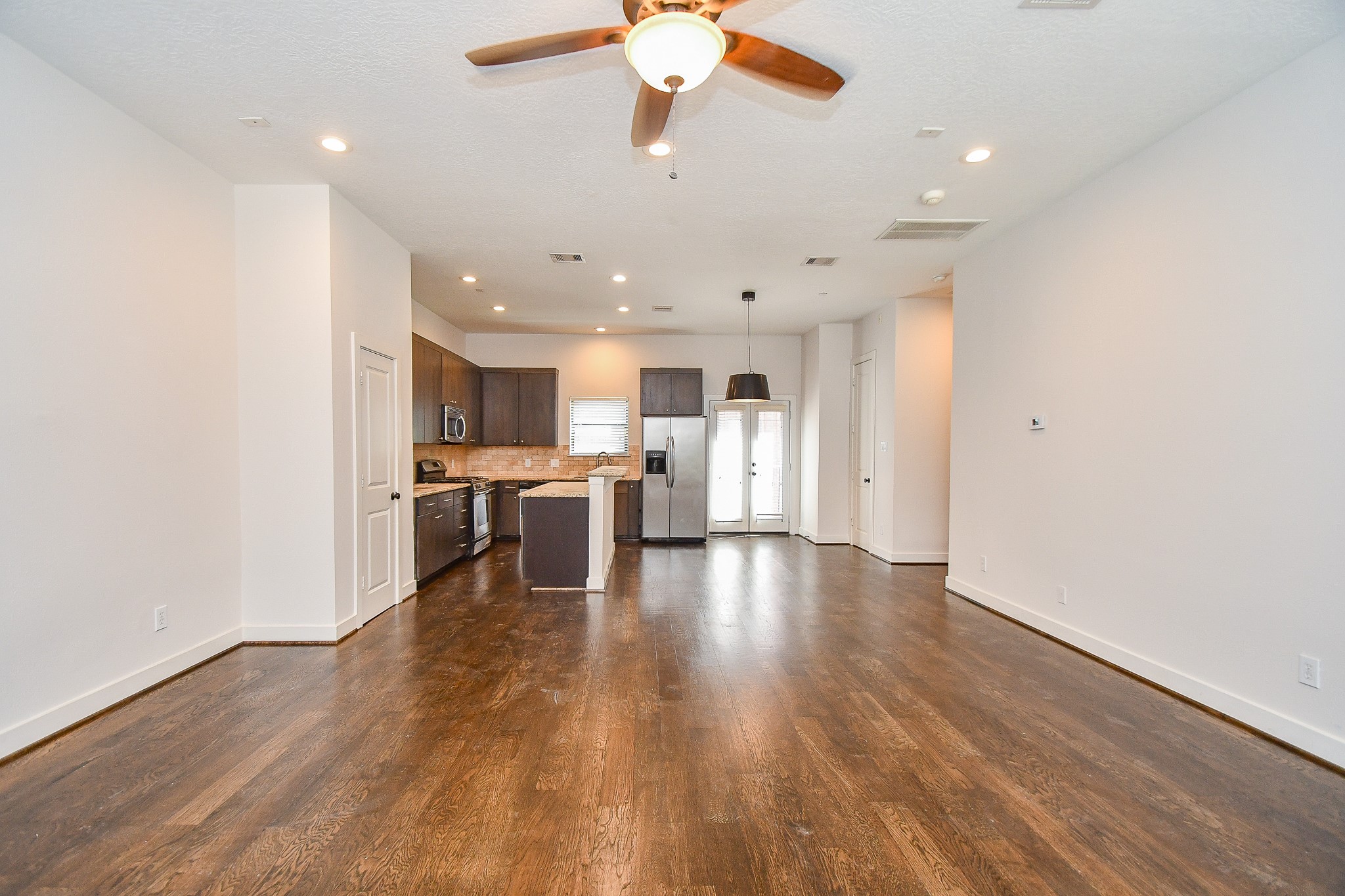 2422 Navigation Boulevard A Property Photo 12