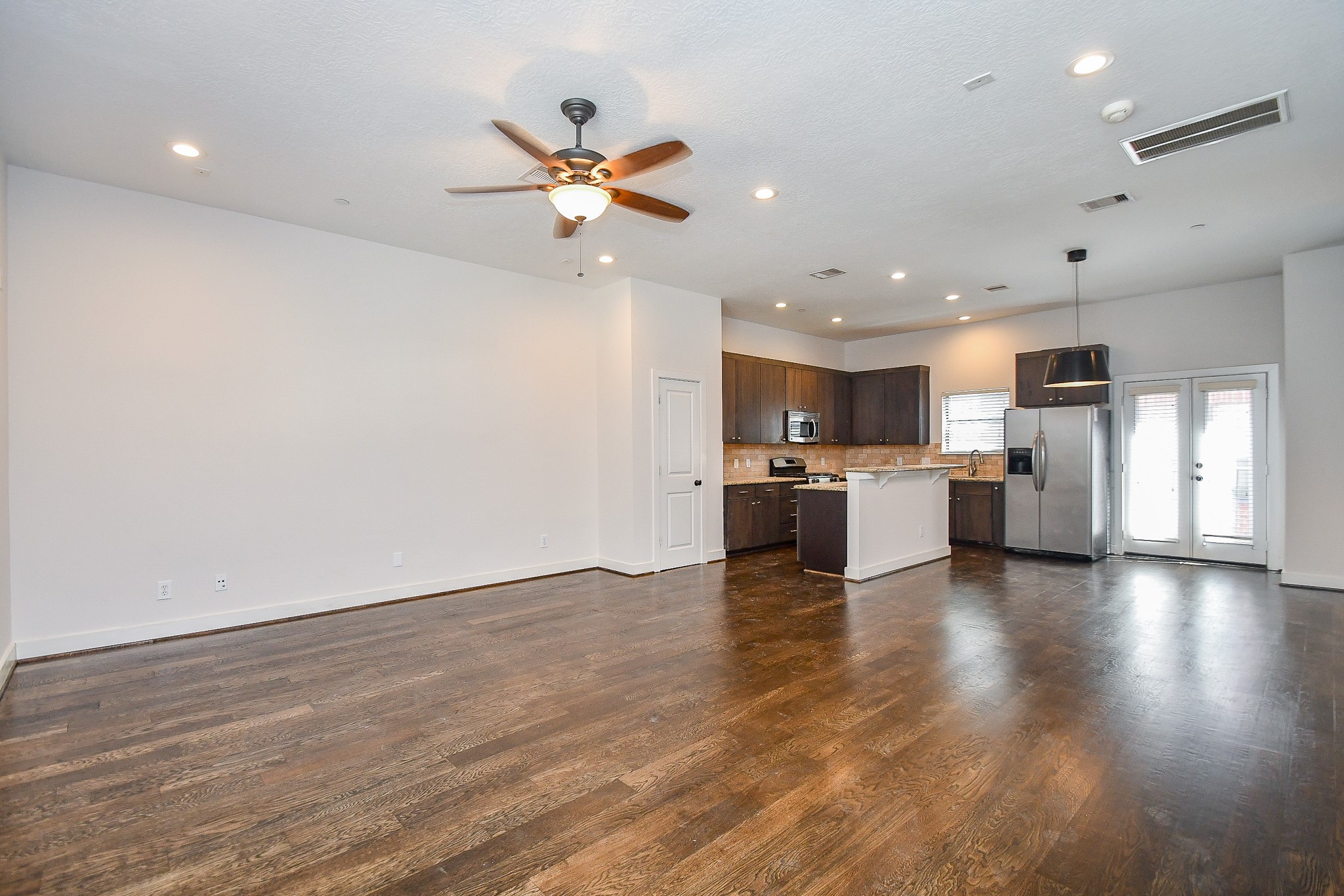 2422 Navigation Boulevard A Property Photo 13
