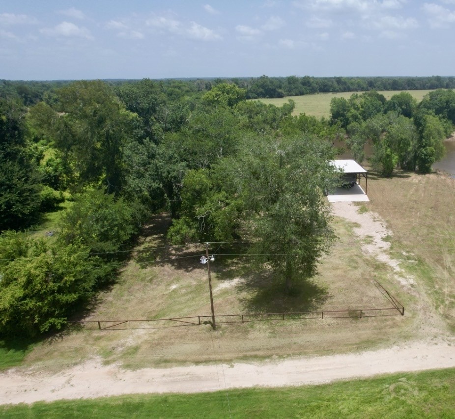 17653 River Road Property Photo 4