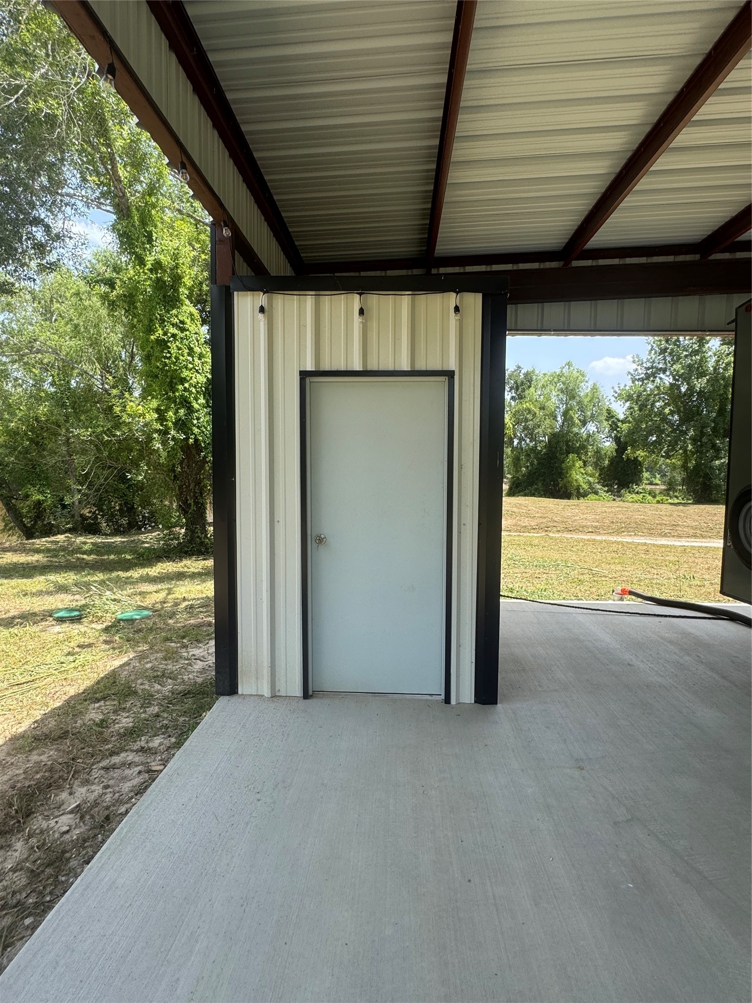17653 River Road Property Photo 11