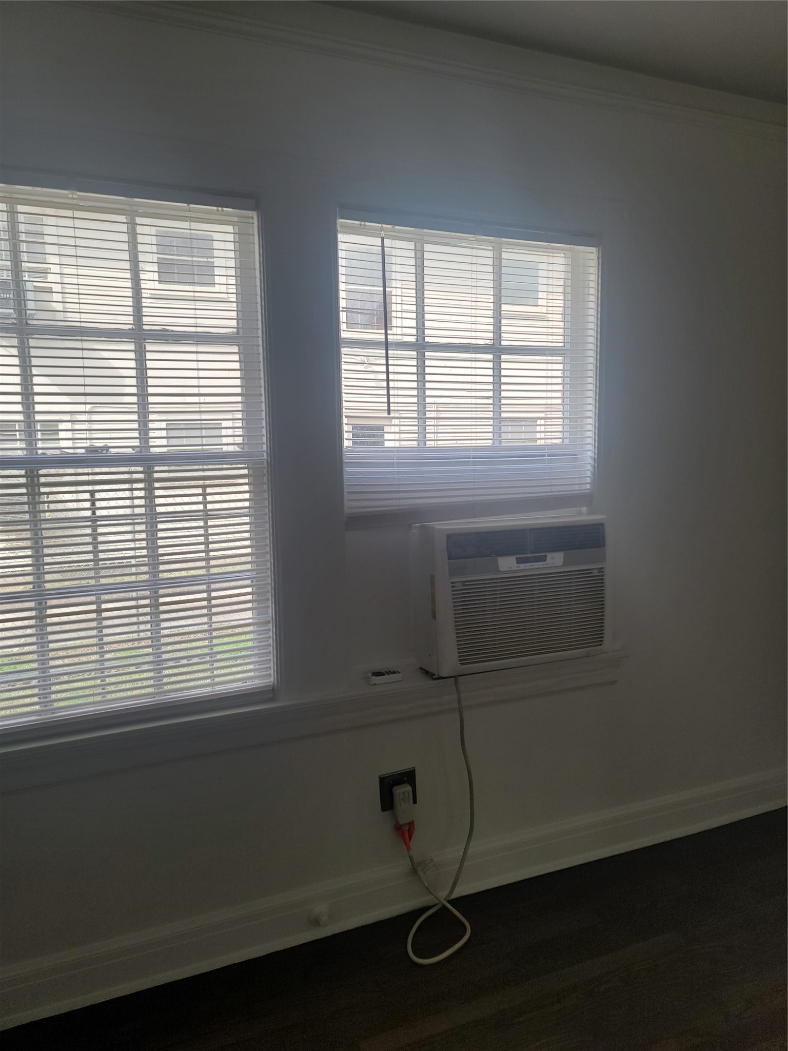 5614 Chartres Street 5 Property Photo 4