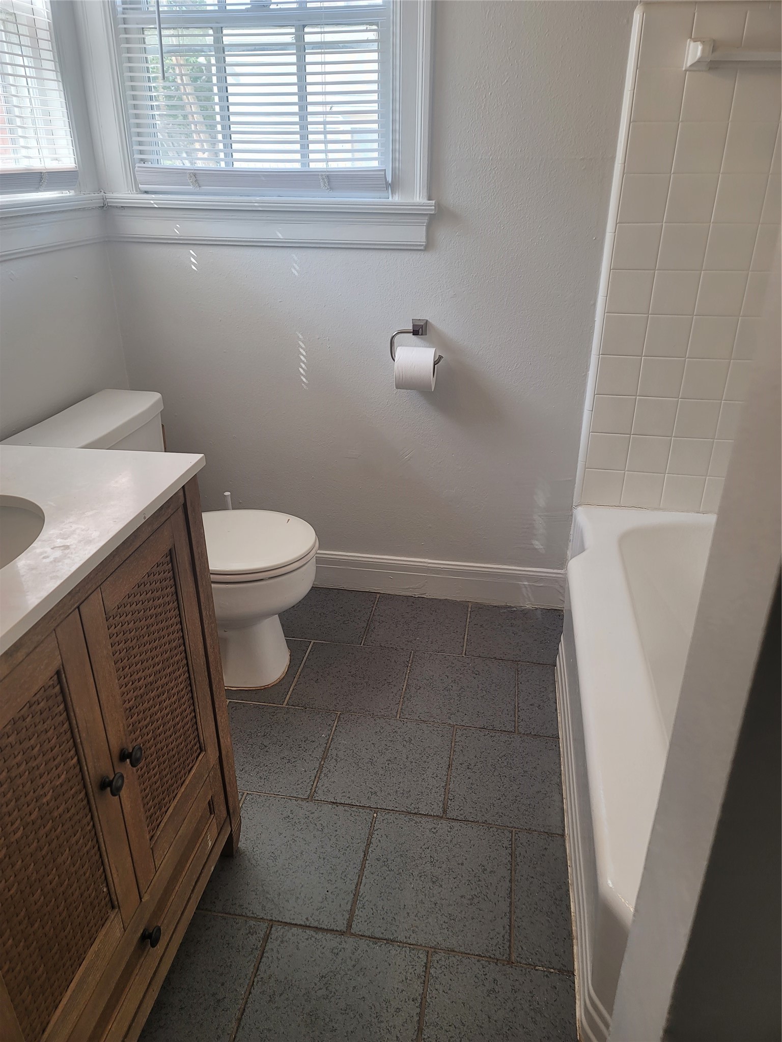 5614 Chartres Street 5 Property Photo 5
