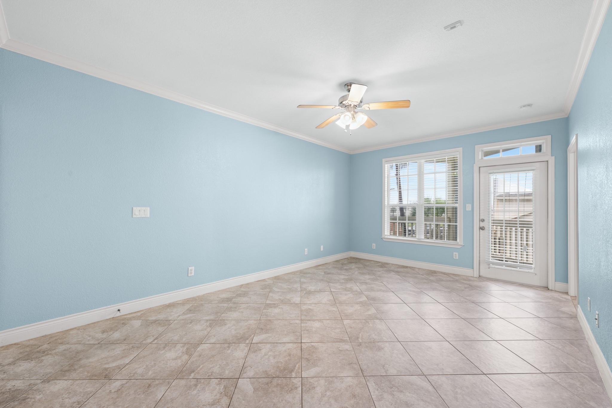 7000 Seawall Boulevard 126 Property Photo 4