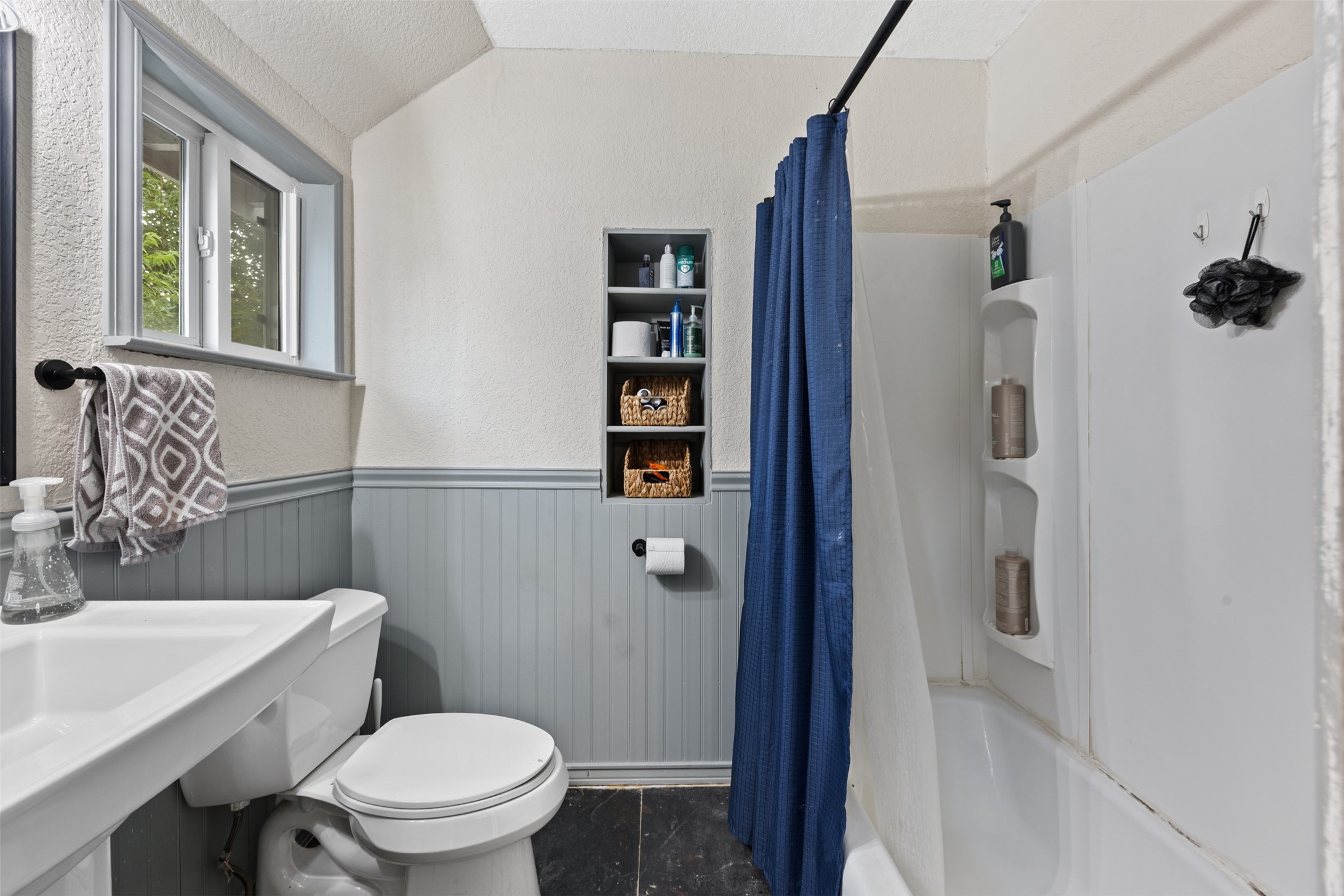 521 N Jenkins Street Property Photo 9