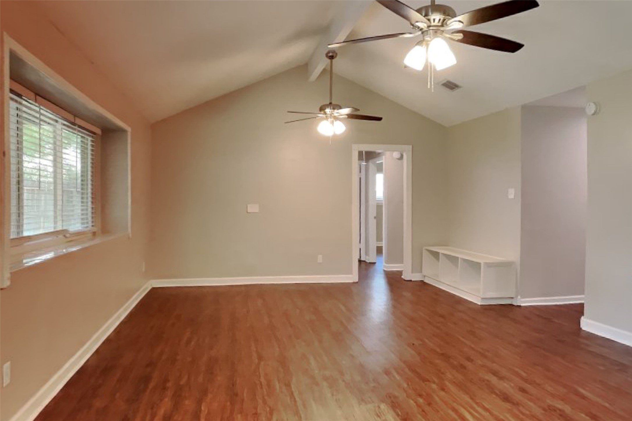 5362 Marian Street Property Photo 3