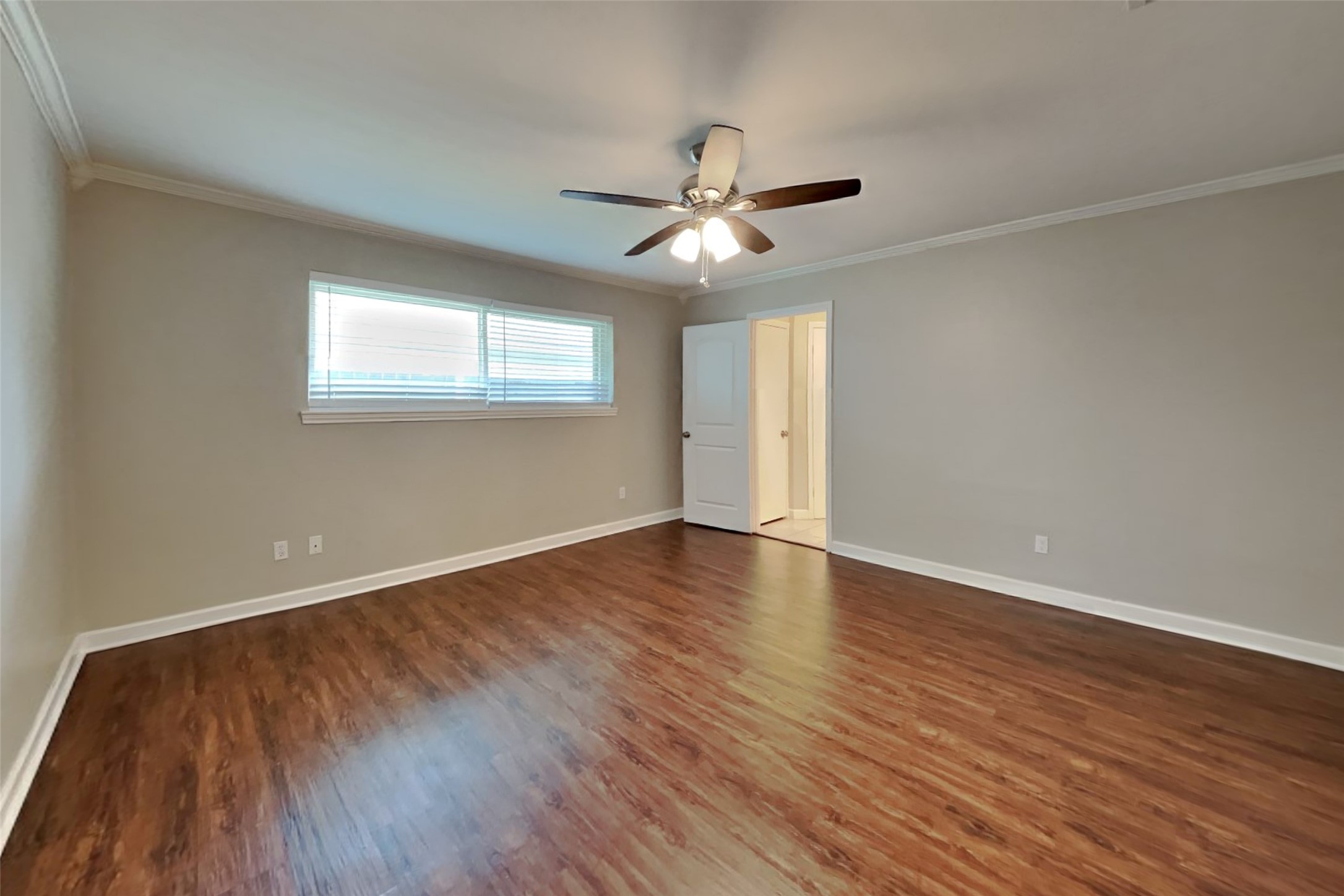 5362 Marian Street Property Photo 9